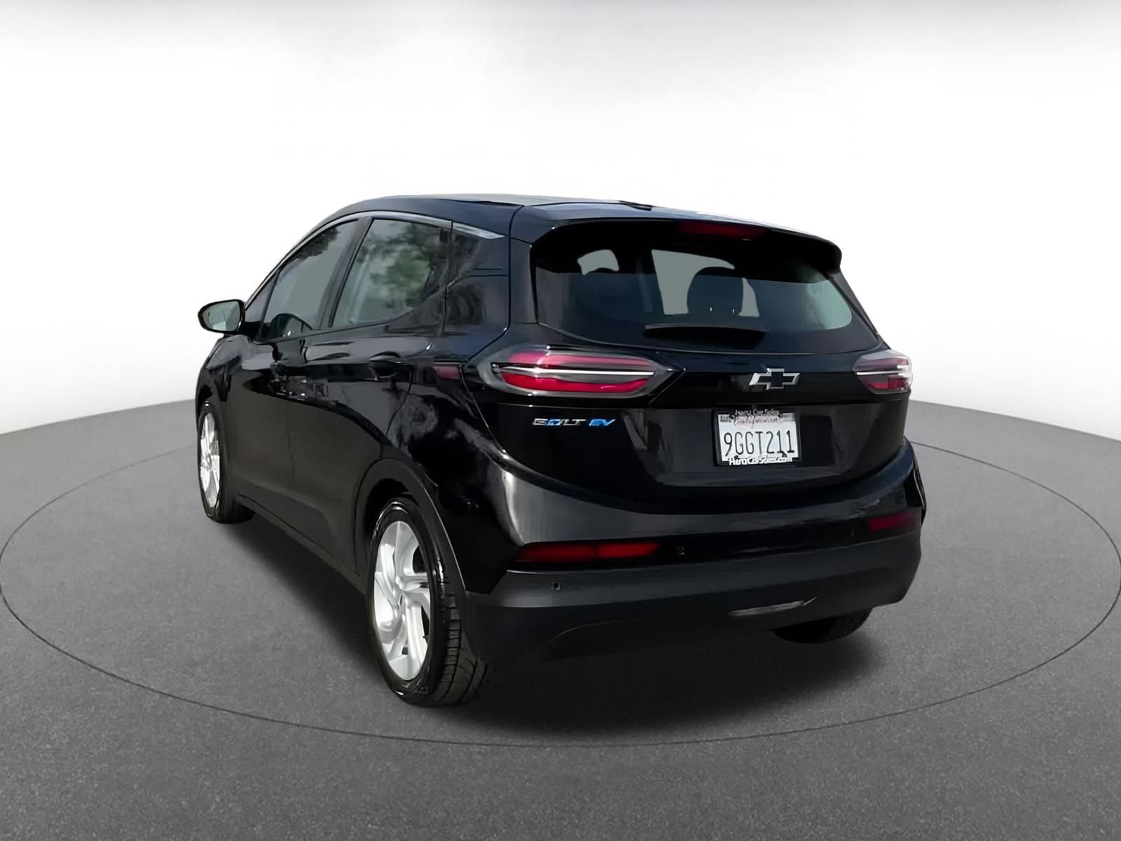 Thumbnail: 2023 Chevrolet Bolt EV - 9