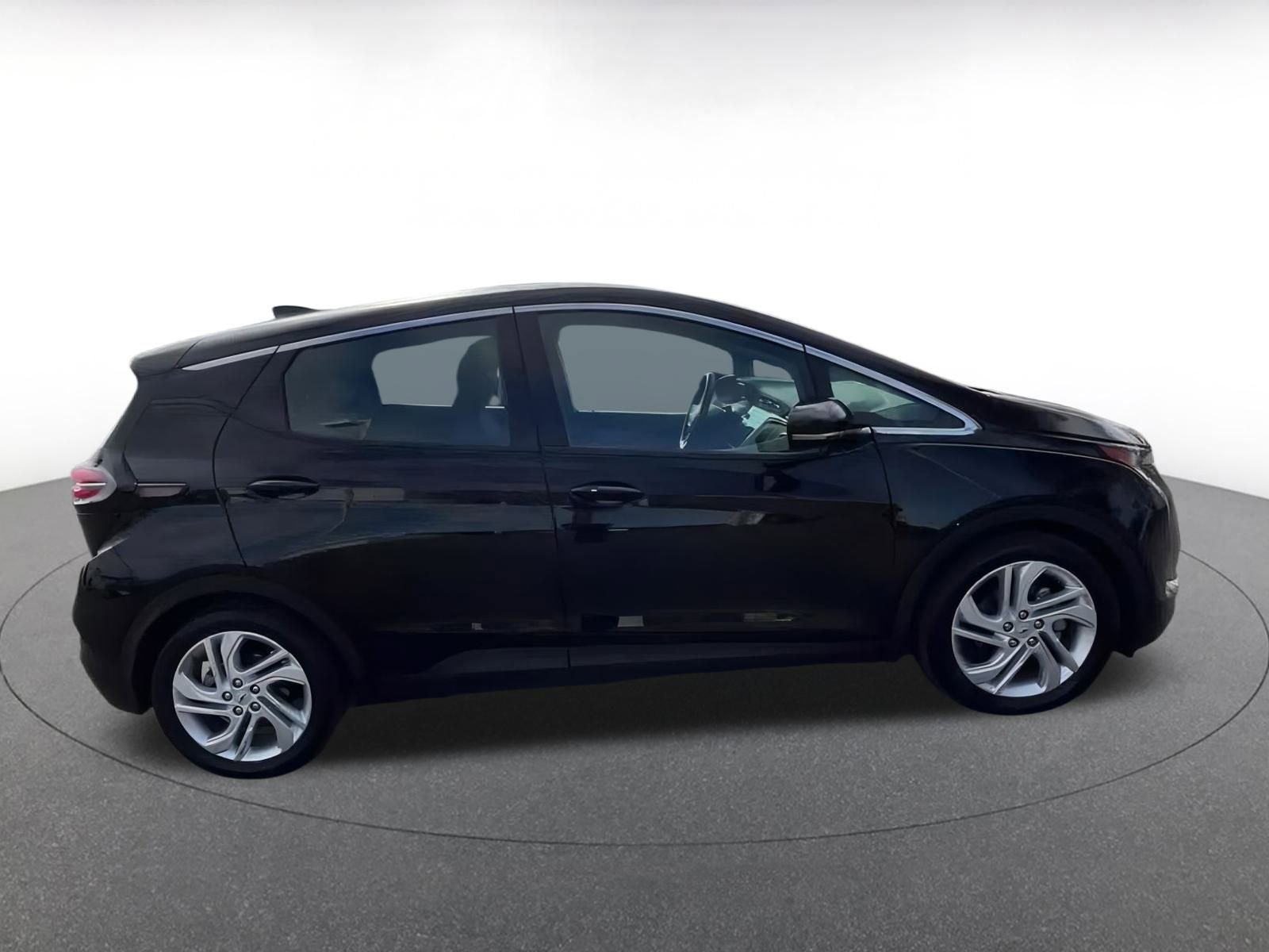 Thumbnail: 2023 Chevrolet Bolt EV - 13