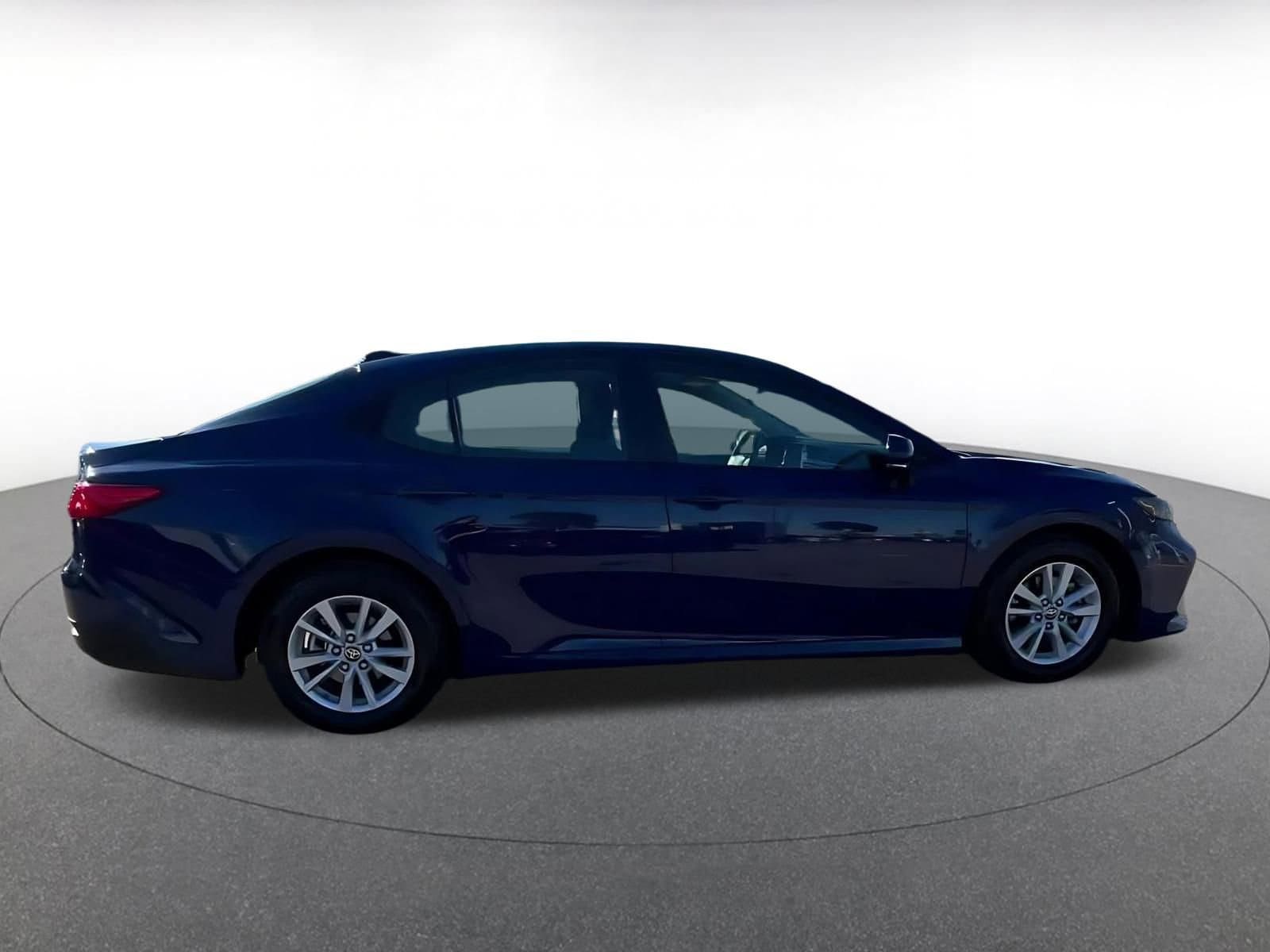 Thumbnail: 2025 Toyota Camry - 16