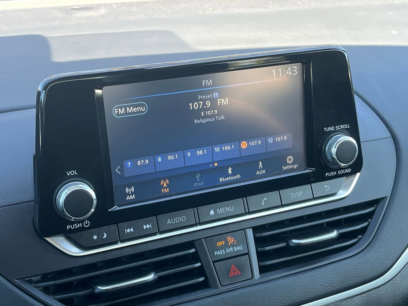 Thumbnail: 2023 Nissan Altima - 20