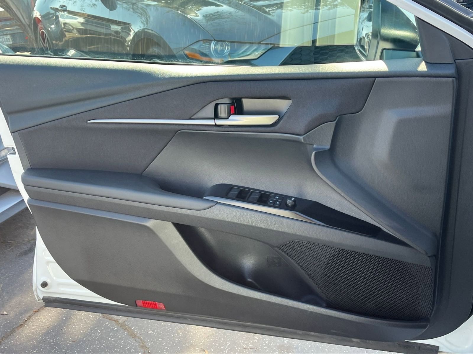 Thumbnail: 2025 Toyota Camry - 20