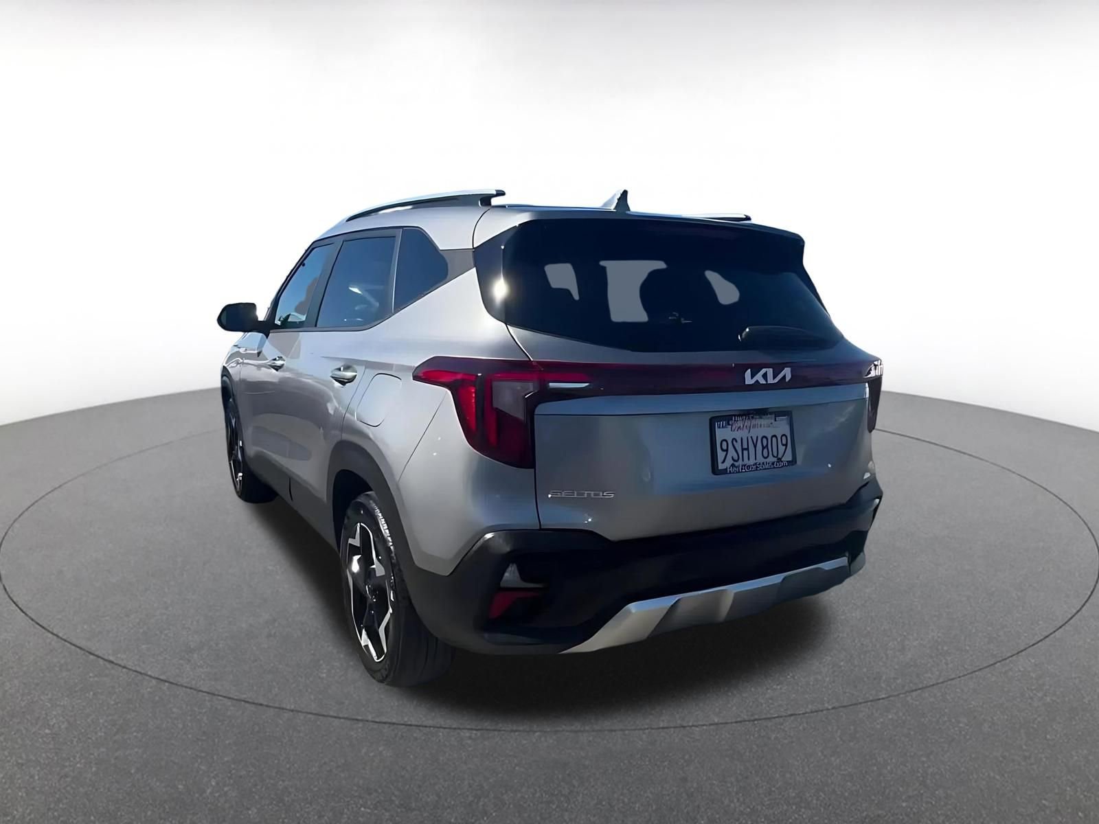 Thumbnail: 2025 Kia Seltos - 11