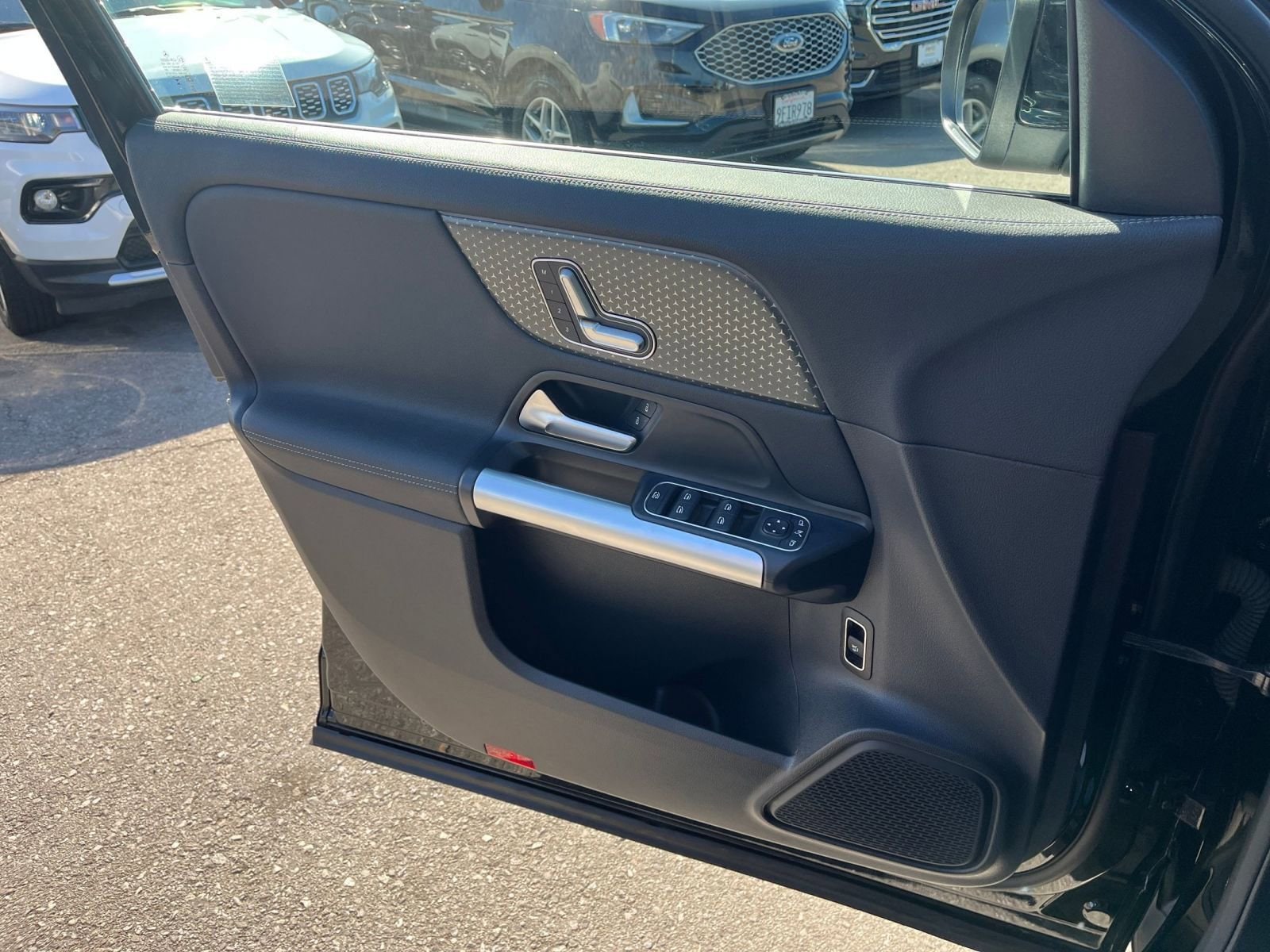 Thumbnail: 2025 Mercedes-Benz GLA - 20