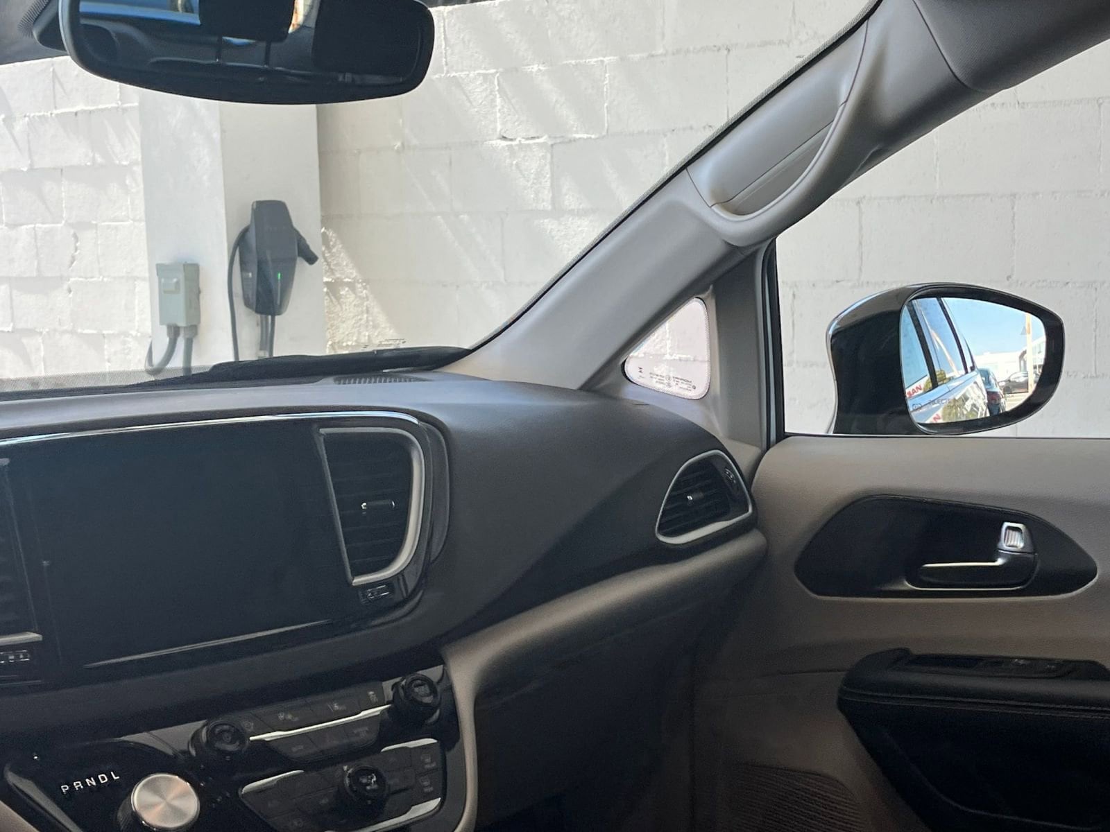 2024 Chrysler Pacifica Touring L 30