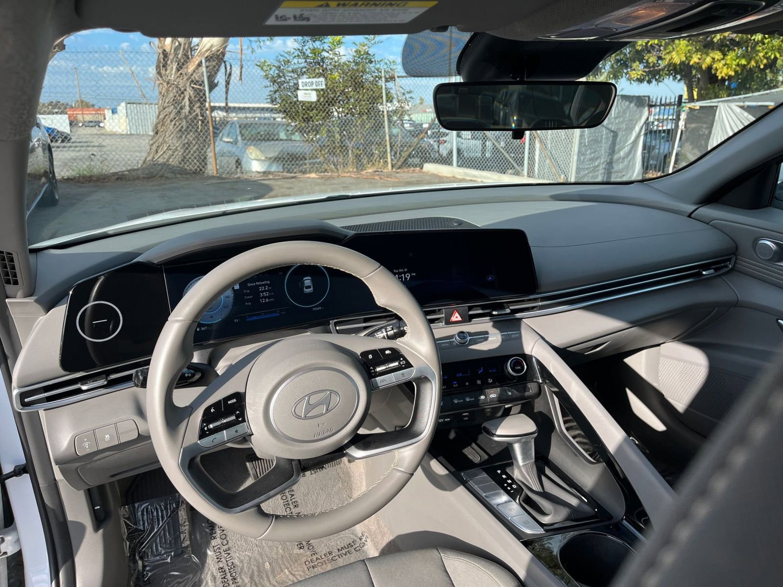 Thumbnail: 2025 Hyundai Elantra - 33