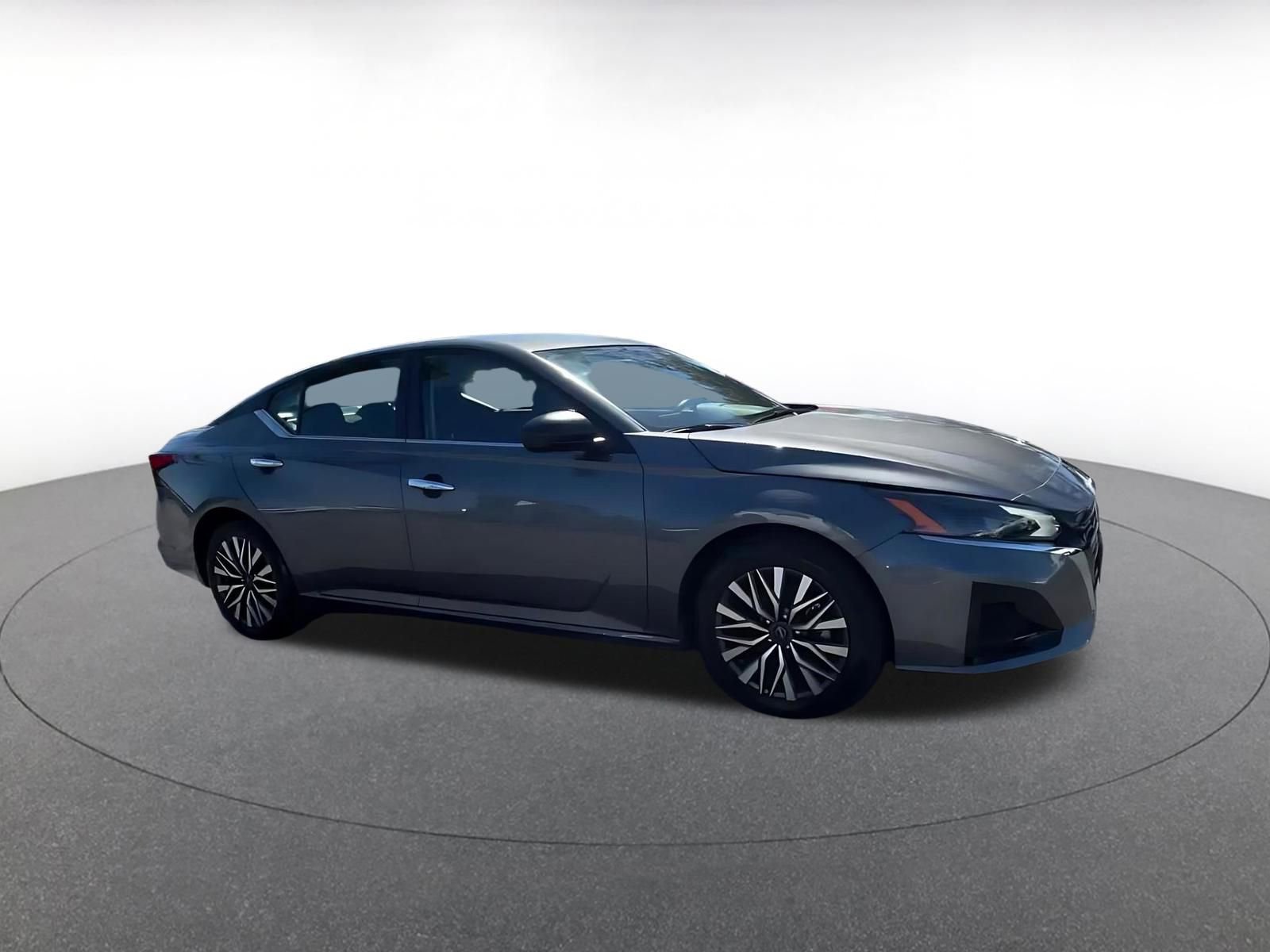 Thumbnail: 2025 Nissan Altima - 2
