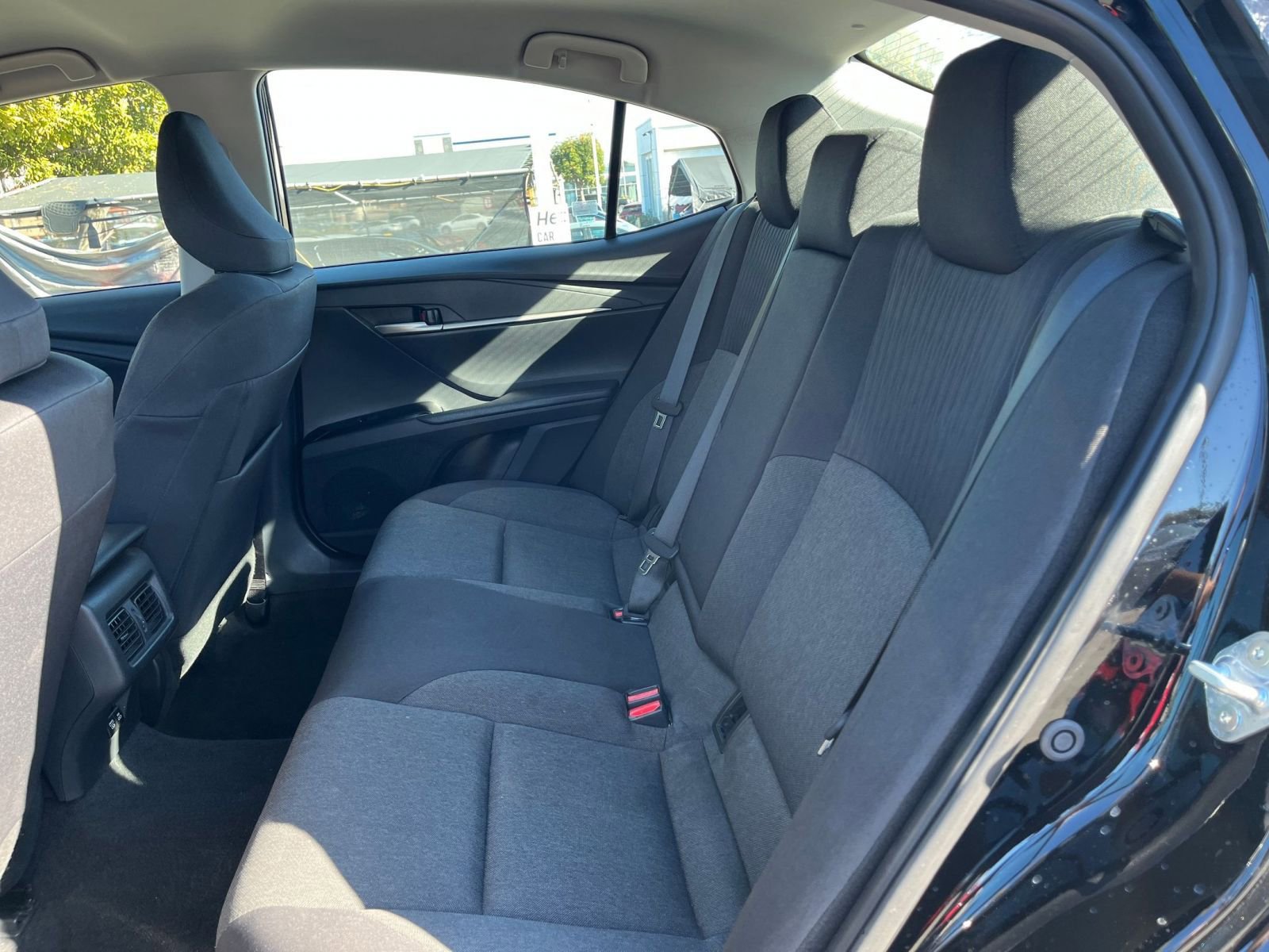 Thumbnail: 2025 Toyota Camry - 25