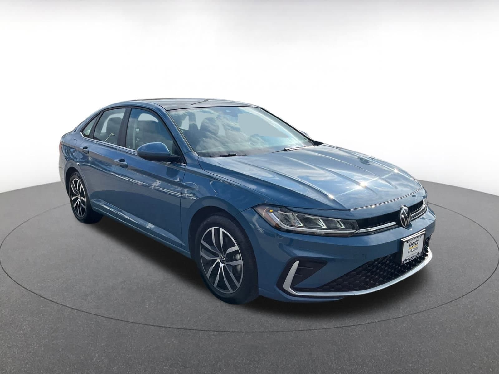 Thumbnail: 2025 Volkswagen Jetta - 1