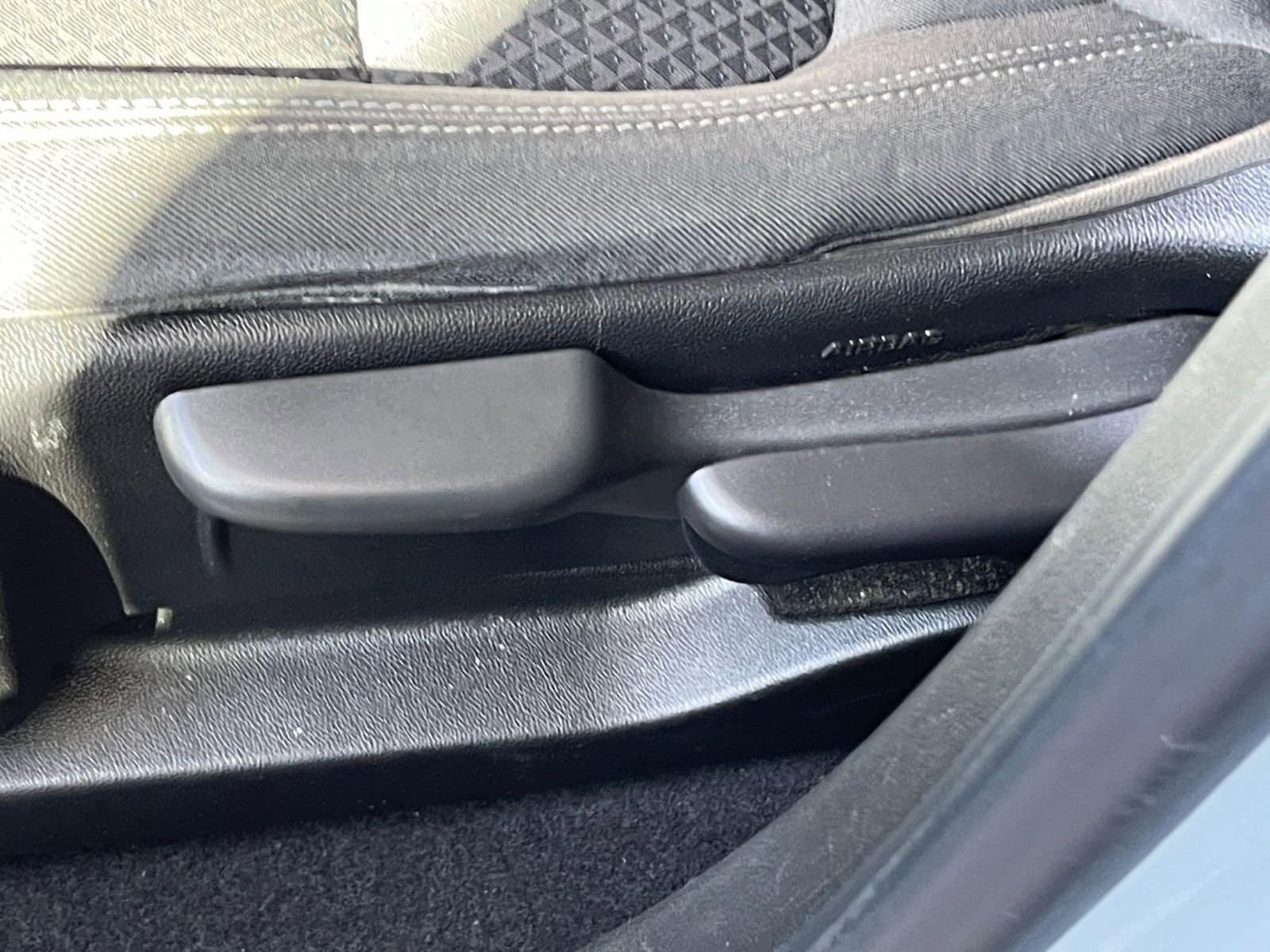 Thumbnail: 2023 Chevrolet Bolt EV - 28