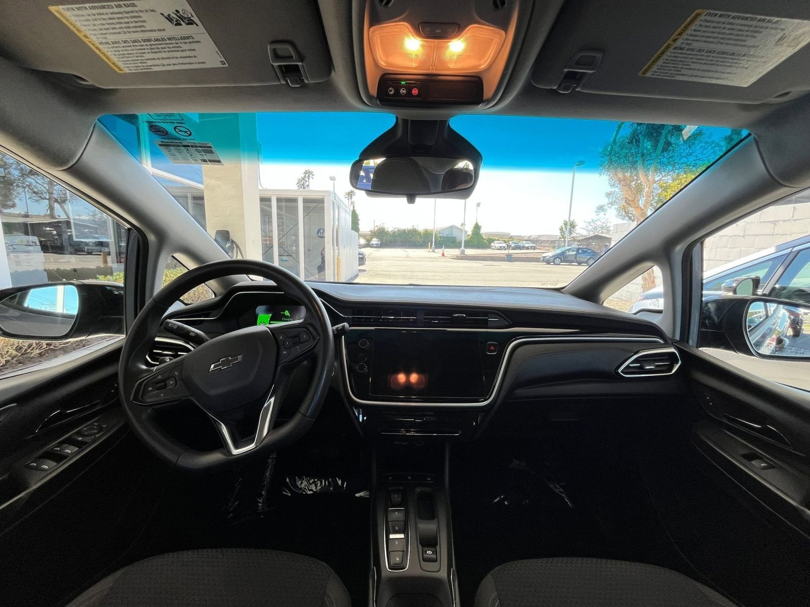Thumbnail: 2023 Chevrolet Bolt EV - 32
