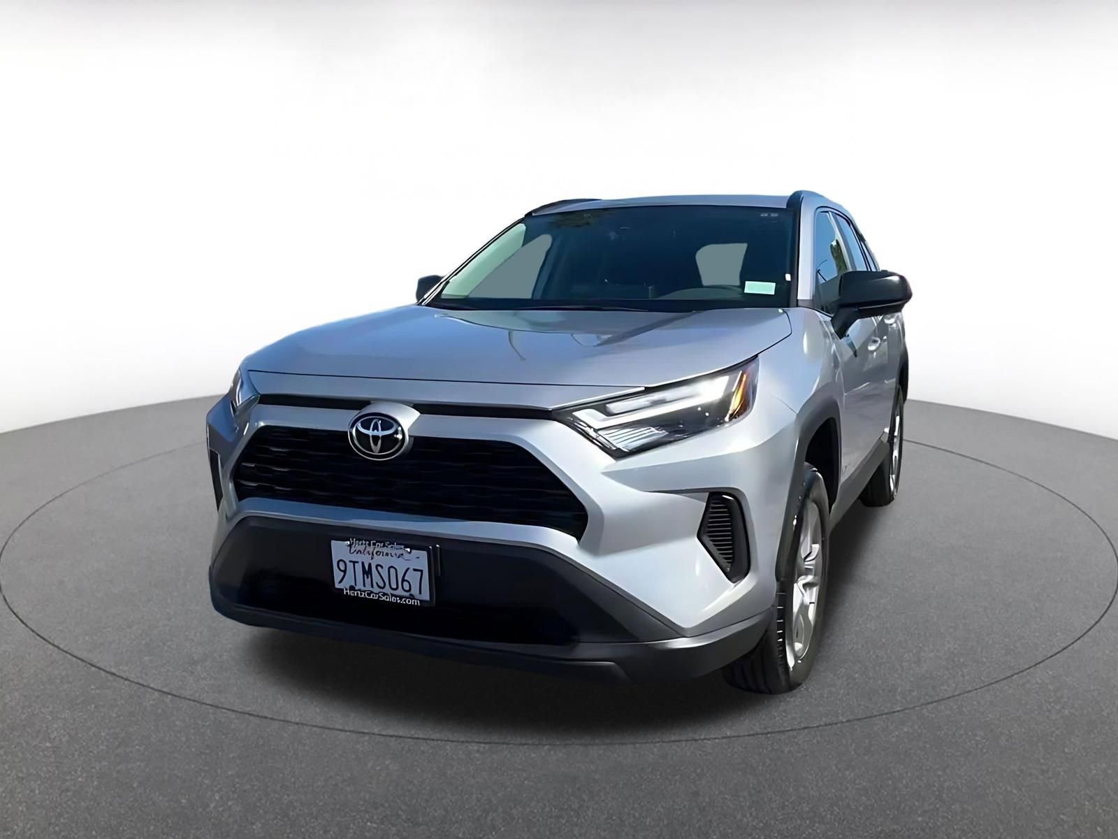 Thumbnail: 2025 Toyota RAV4 - 7