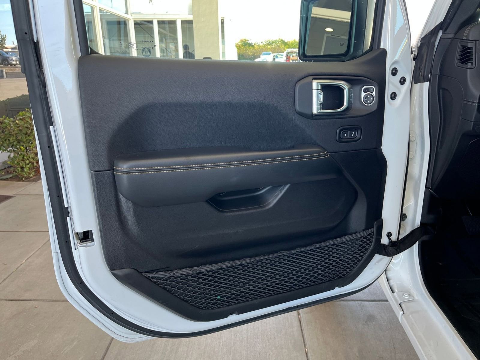 Thumbnail: 2025 Jeep Wrangler - 20