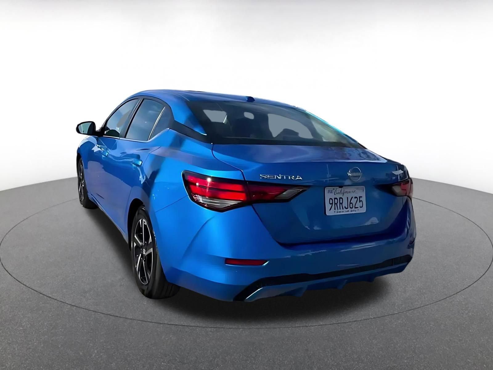 Thumbnail: 2025 Nissan Sentra - 11