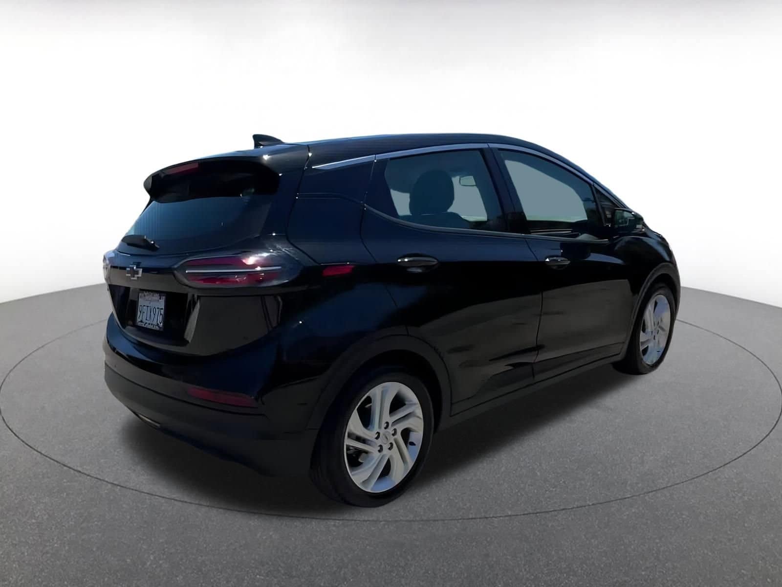 Thumbnail: 2023 Chevrolet Bolt EV - 11