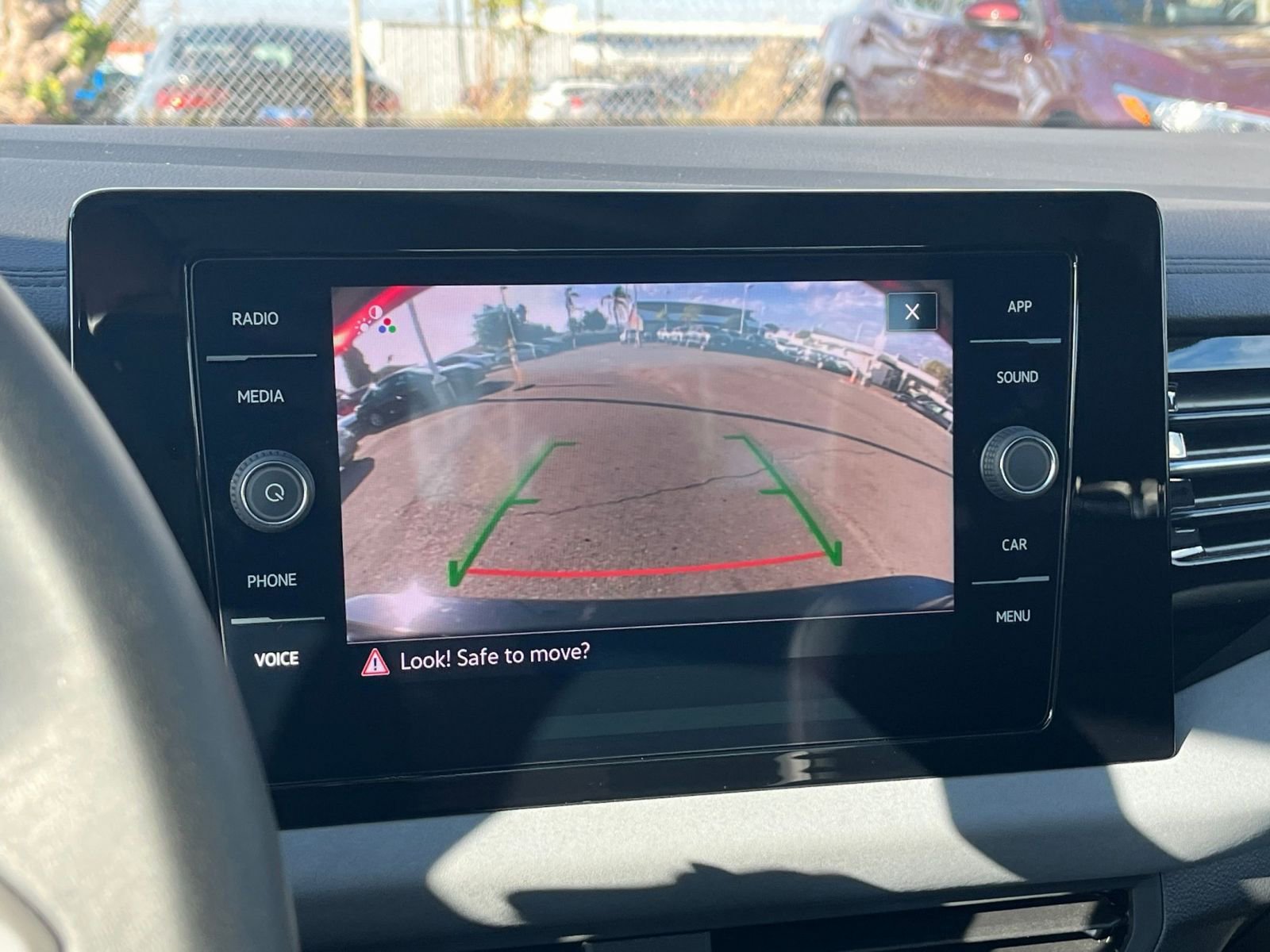 Thumbnail: 2025 Volkswagen Jetta - 17