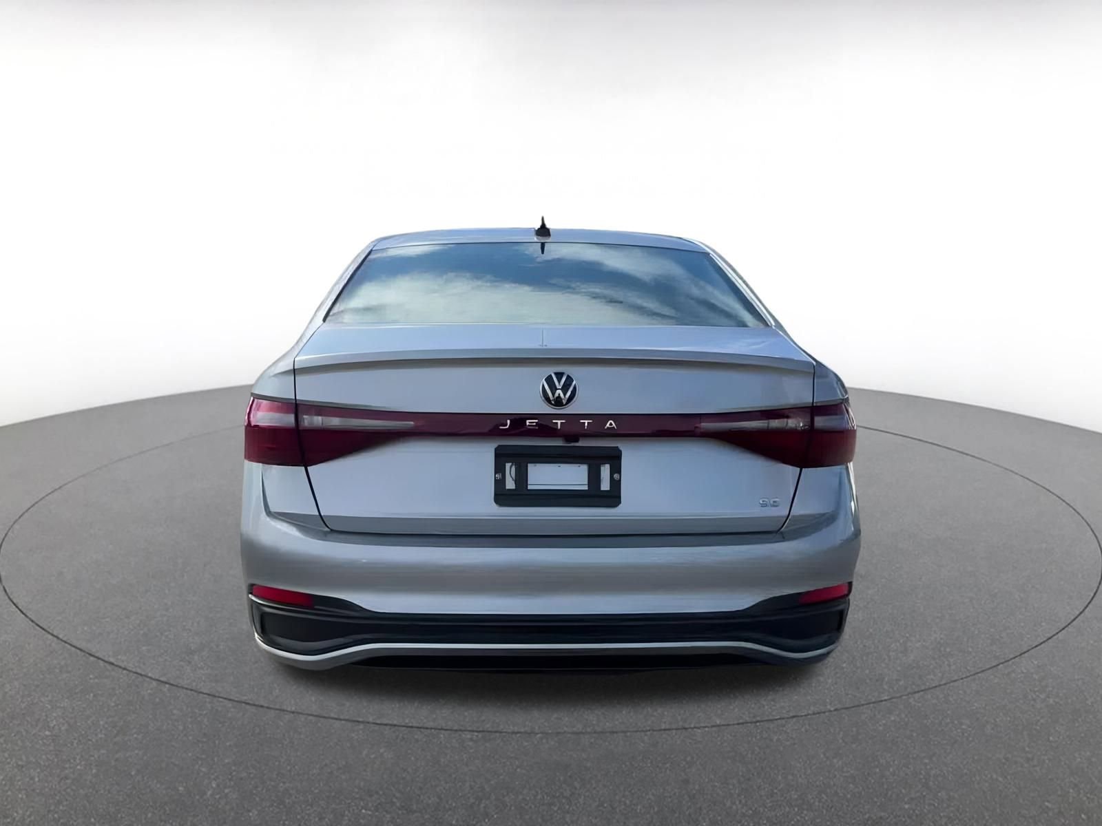 Thumbnail: 2025 Volkswagen Jetta - 12