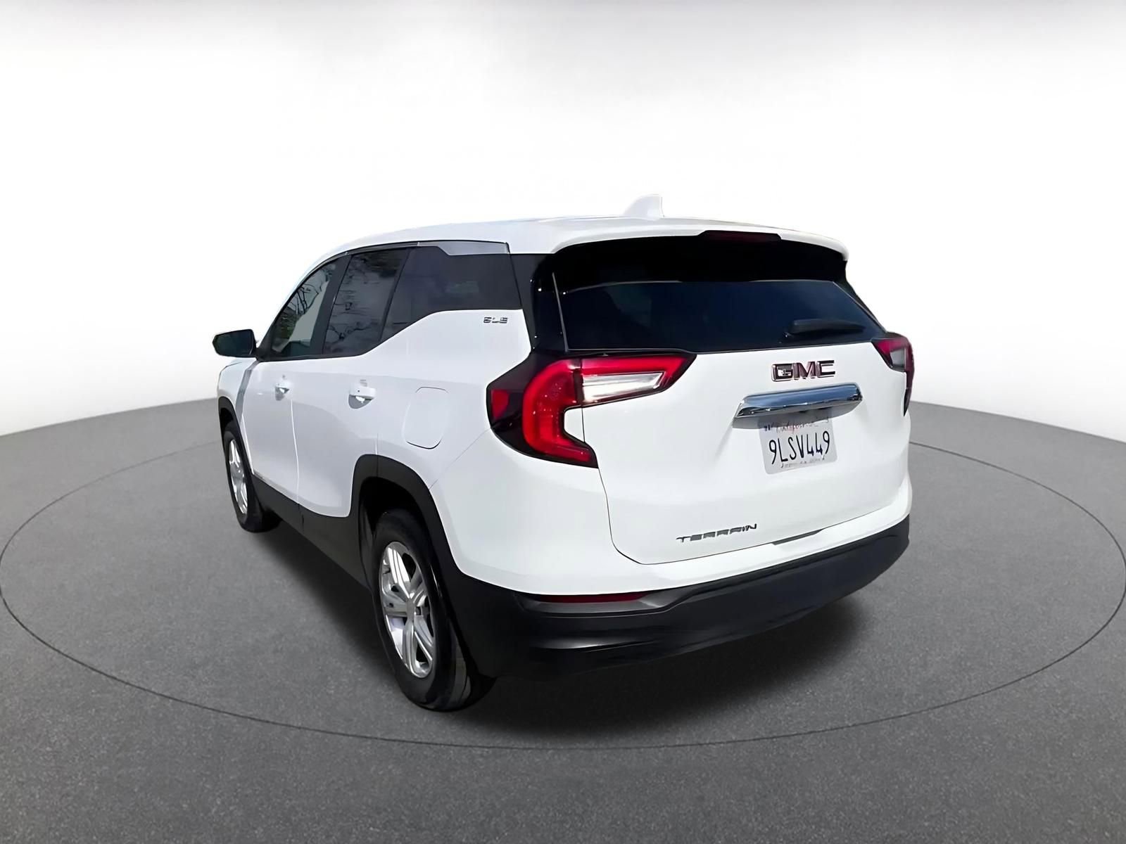 Thumbnail: 2024 GMC Terrain - 11