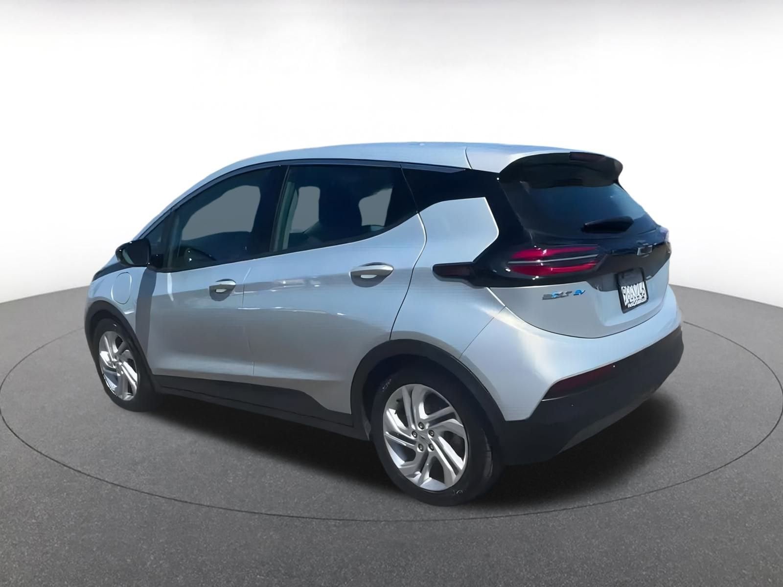 Thumbnail: 2023 Chevrolet Bolt EV - 8