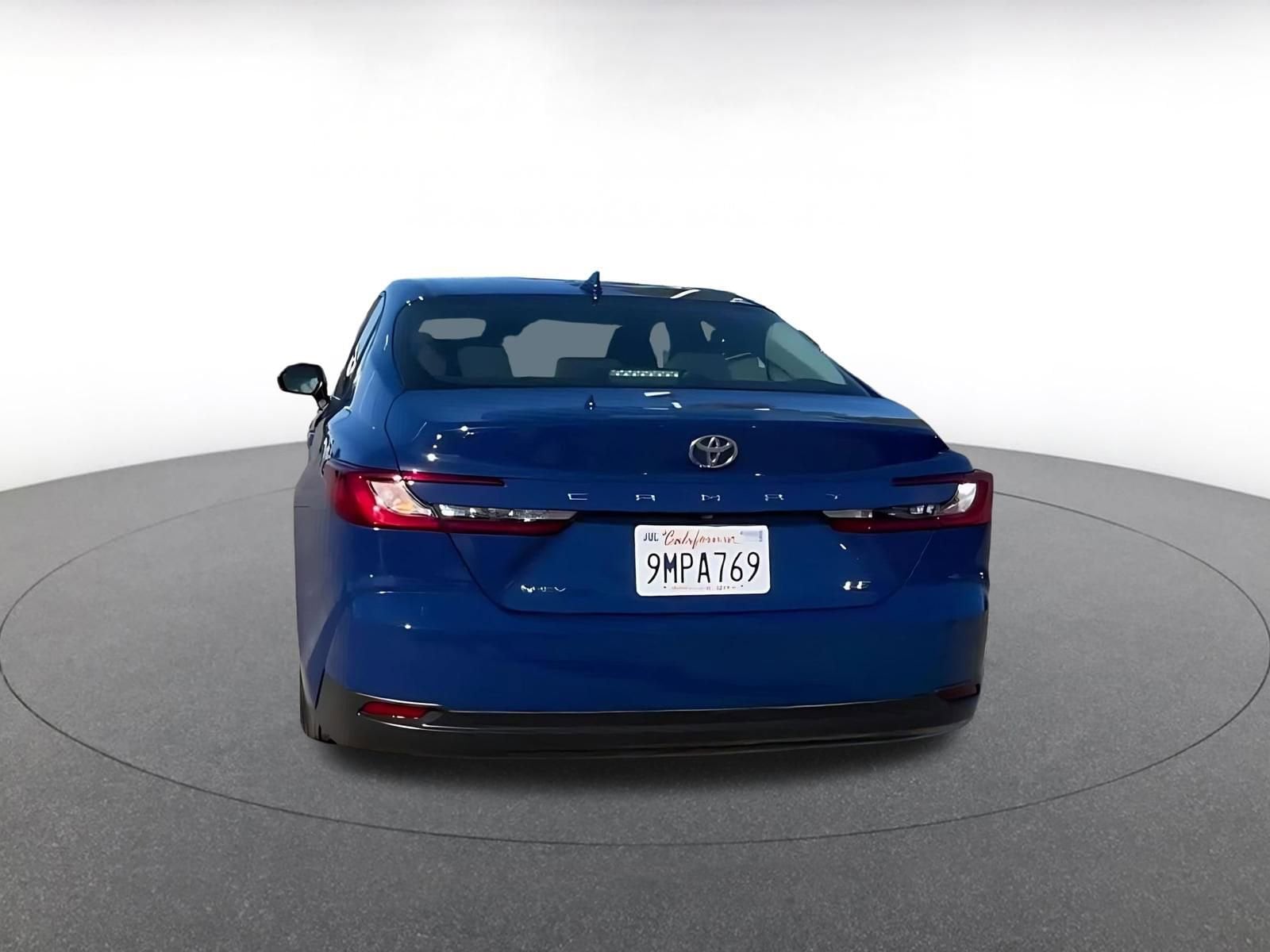 Thumbnail: 2025 Toyota Camry - 12