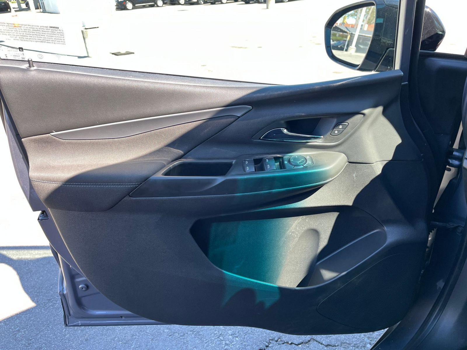 Thumbnail: 2023 Chevrolet Bolt EV - 20