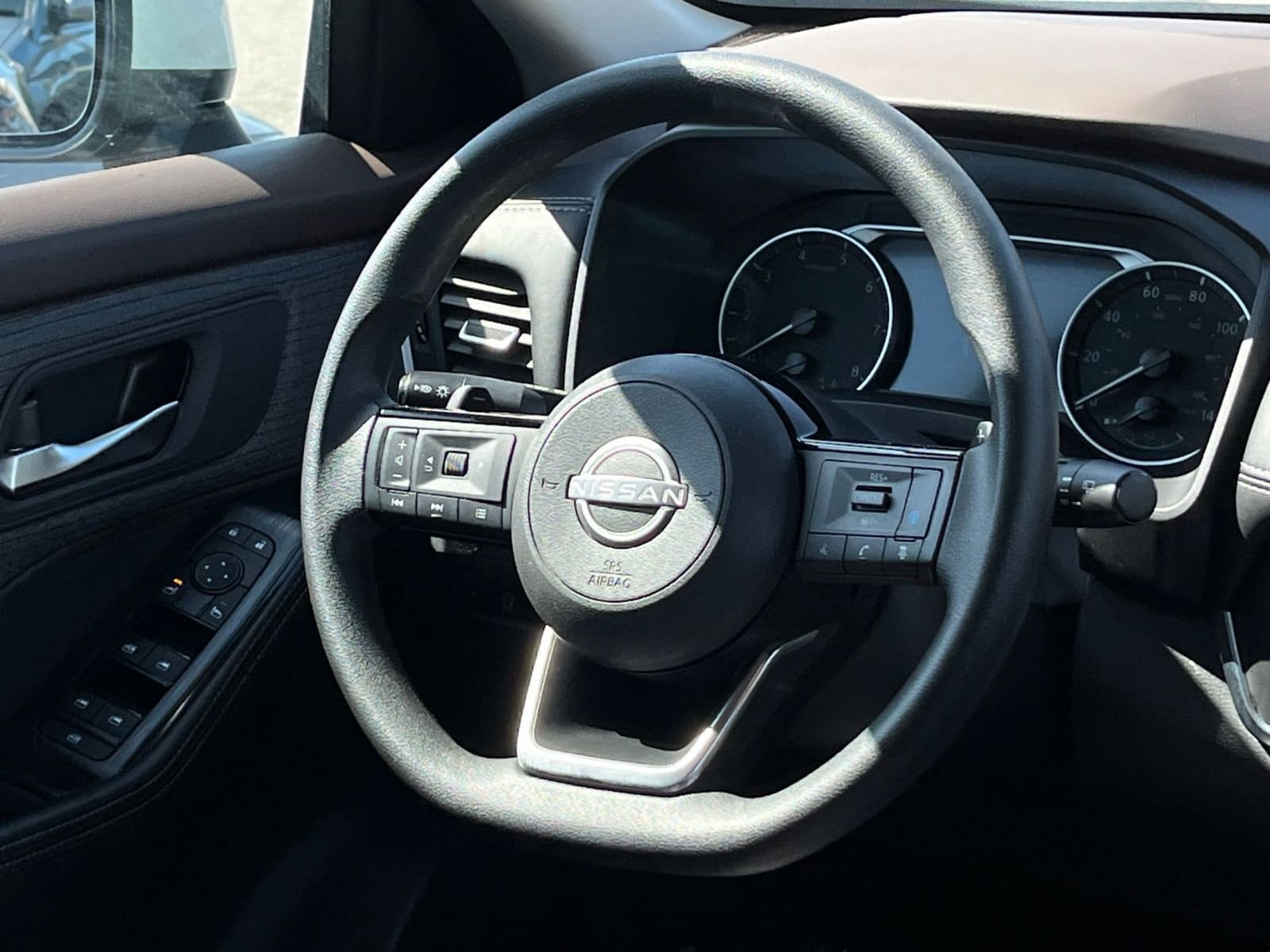 Thumbnail: 2023 Nissan Rogue - 23