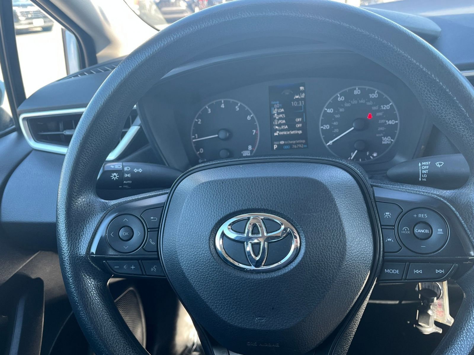 Thumbnail: 2023 Toyota Corolla - 29