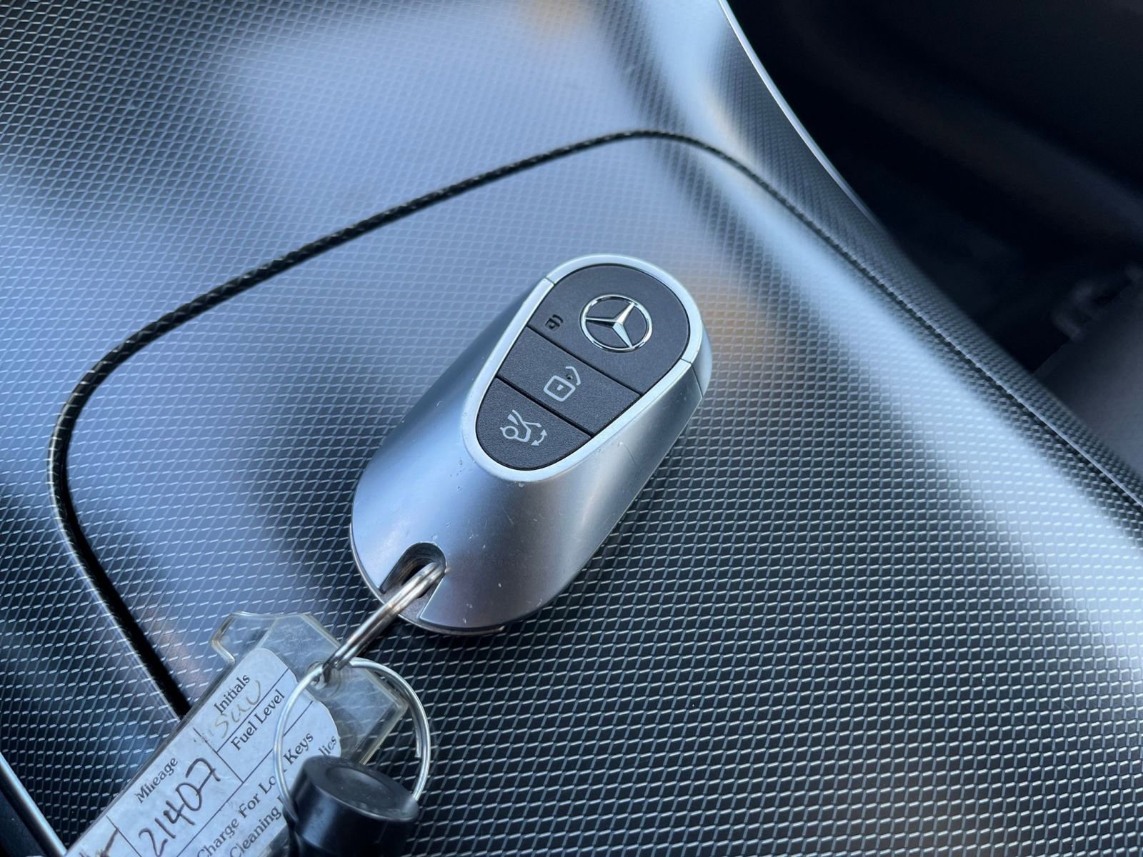 Thumbnail: 2024 Mercedes-Benz GLC - 22