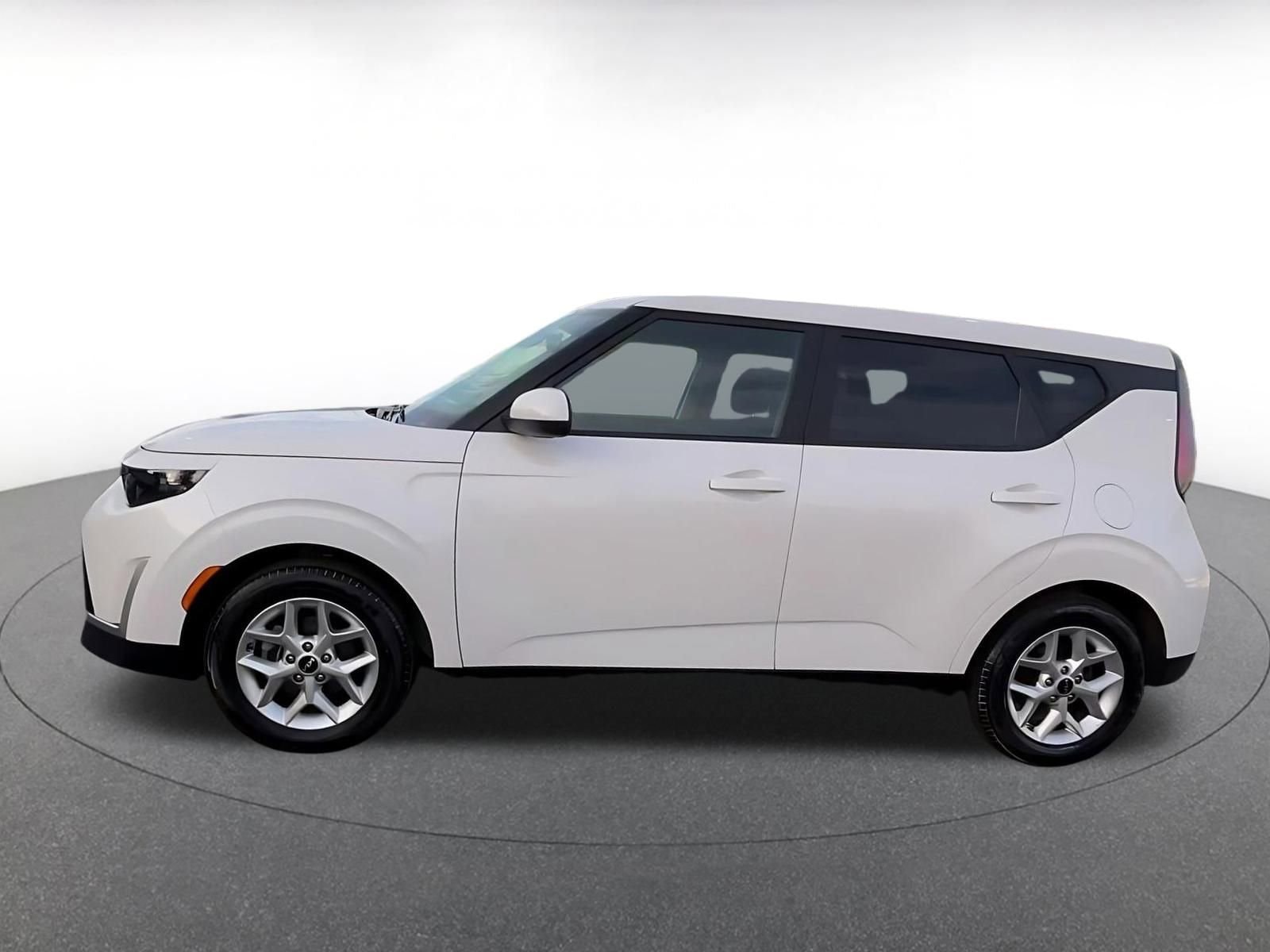 Thumbnail: 2025 Kia Soul - 8