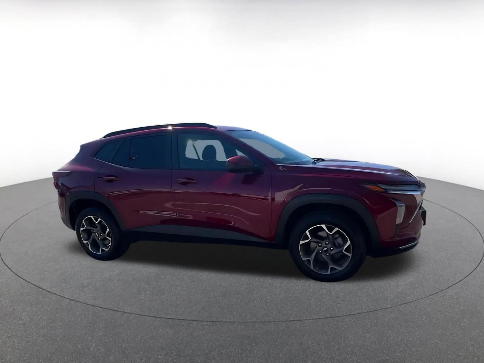 Thumbnail: 2025 Chevrolet Trax - 2