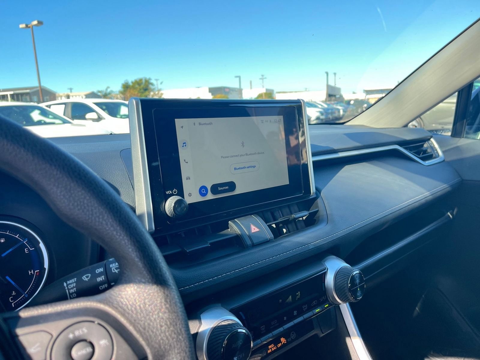 Thumbnail: 2025 Toyota RAV4 - 18