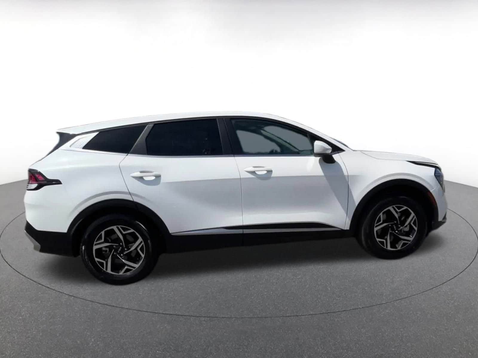 Thumbnail: 2024 Kia Sportage - 16