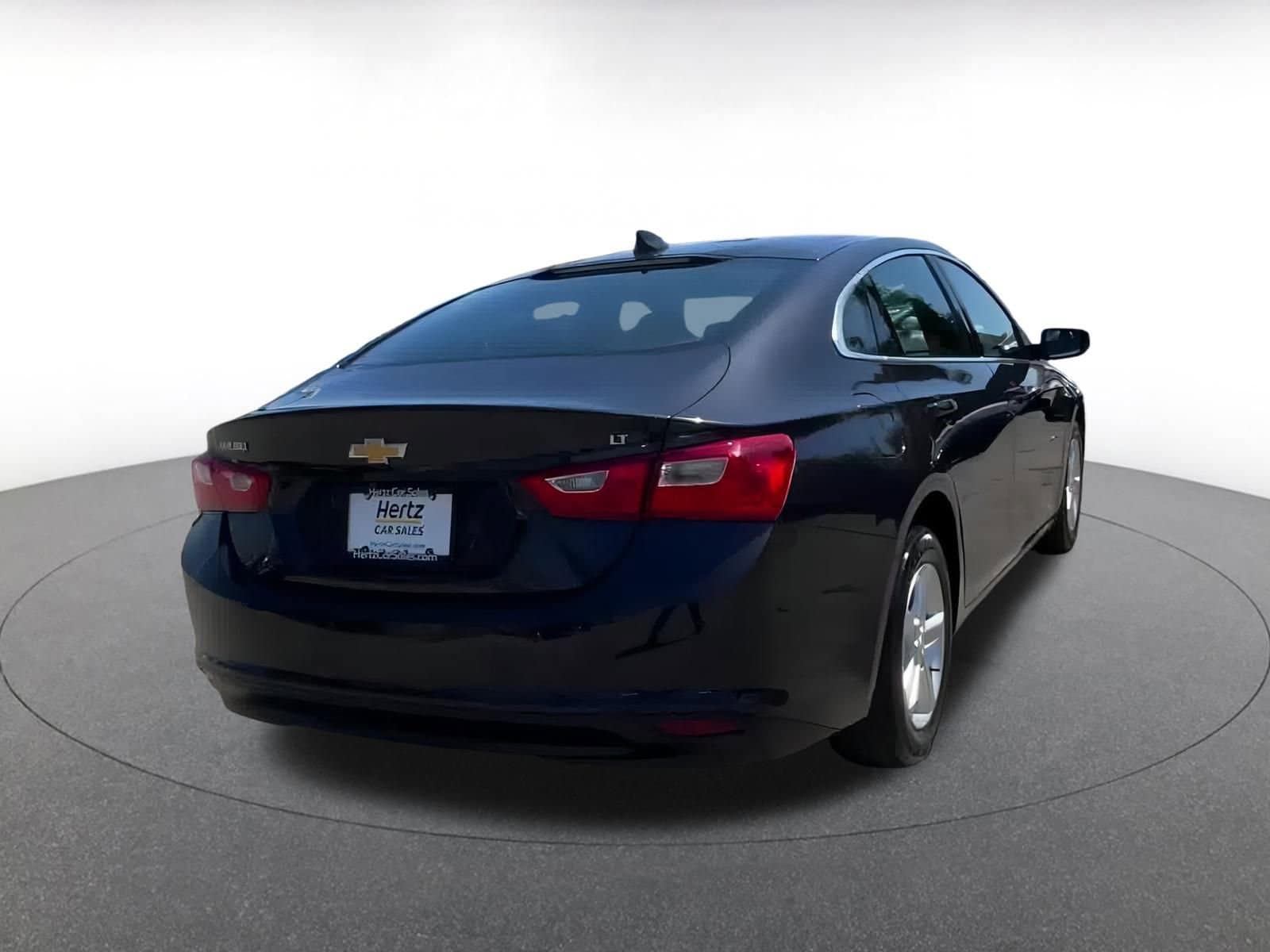 Thumbnail: 2023 Chevrolet Malibu - 12