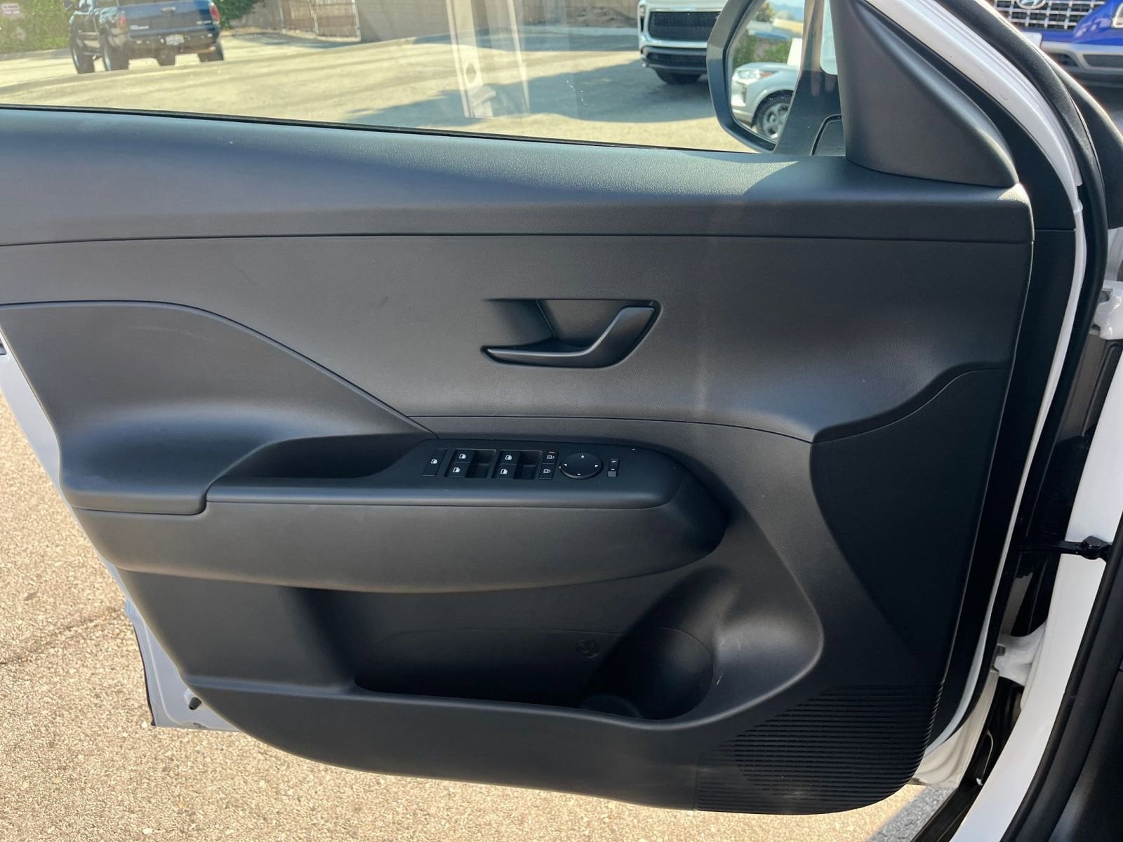 2024 Hyundai Kona SEL 16