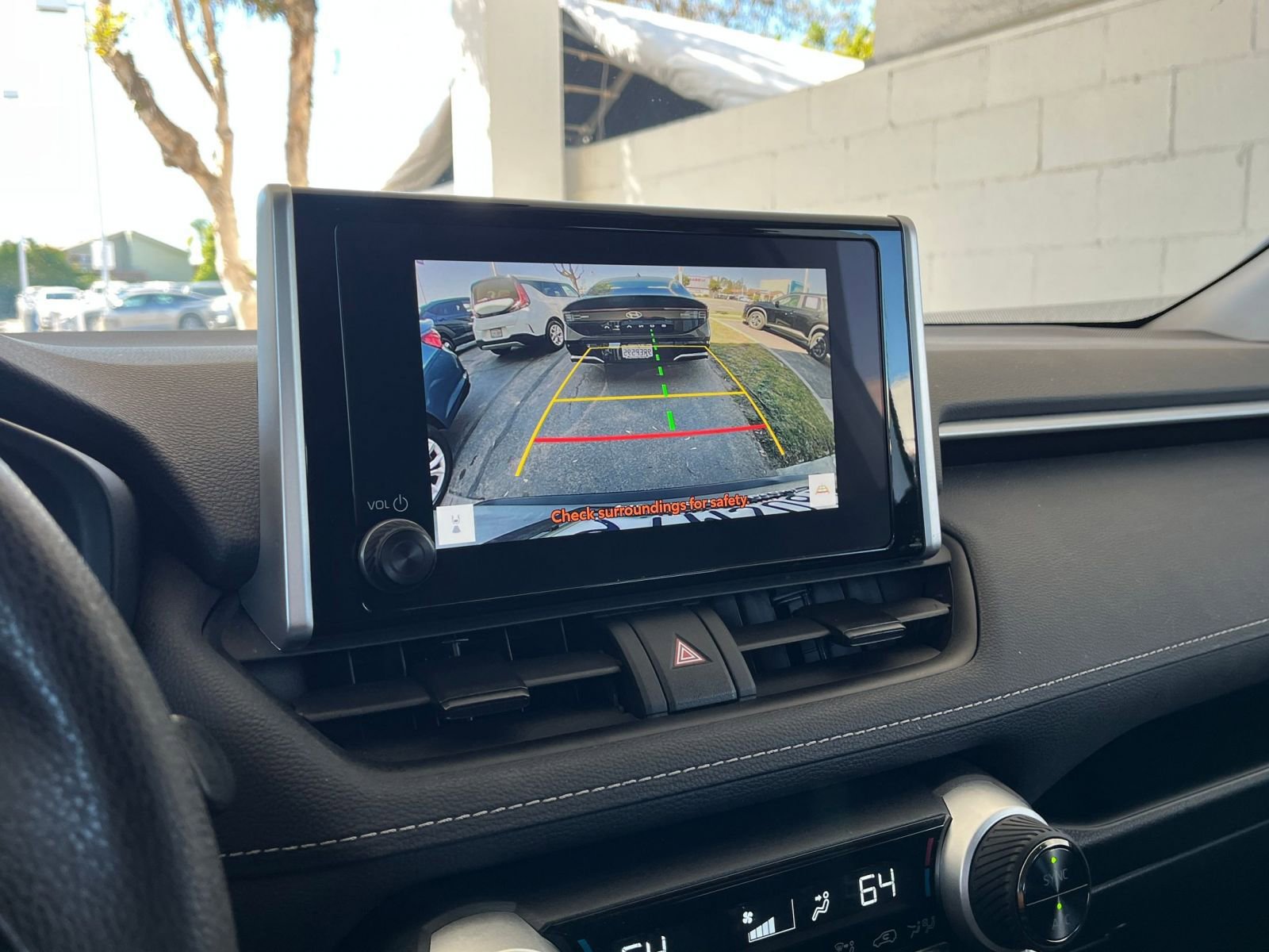 Thumbnail: 2025 Toyota RAV4 - 24