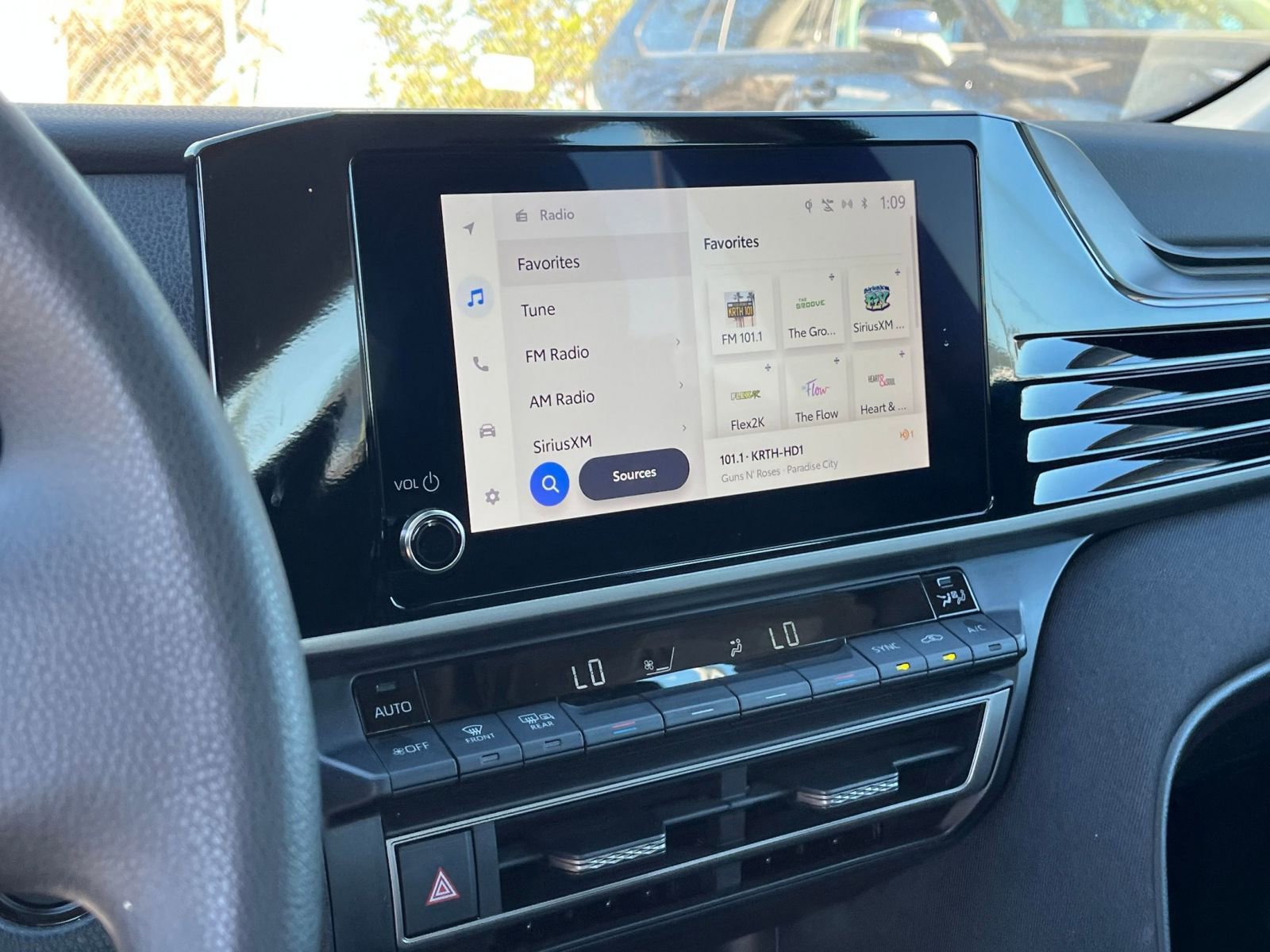 Thumbnail: 2025 Toyota Camry - 21