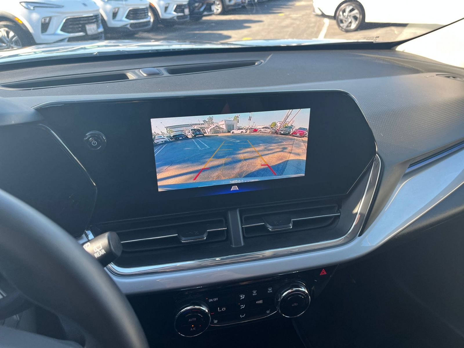 Thumbnail: 2025 Chevrolet Trax - 24