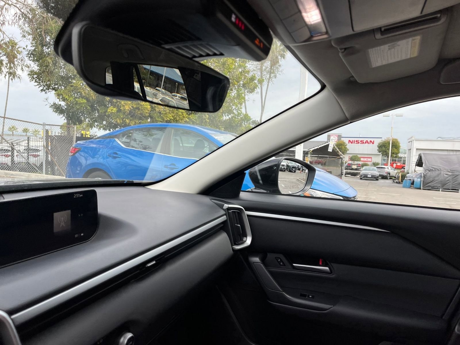 Thumbnail: 2025 Mazda CX-50 - 35