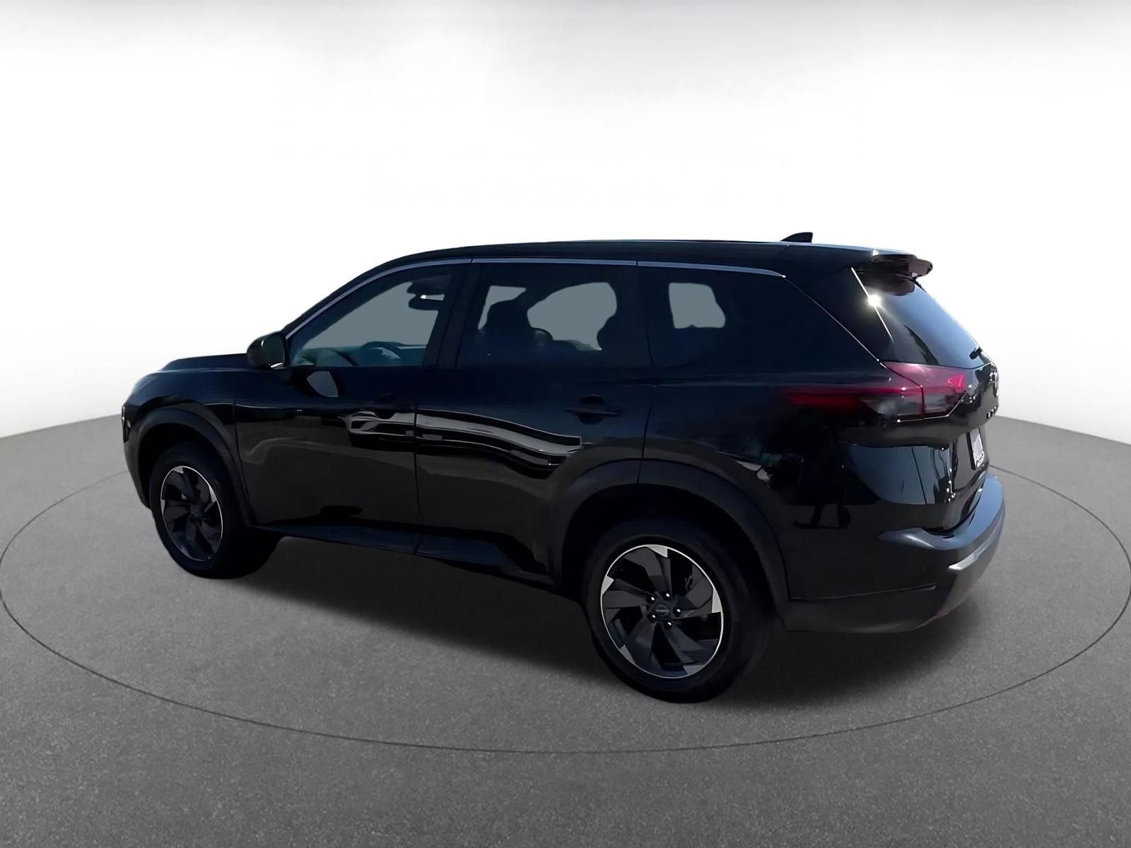Thumbnail: 2025 Nissan Rogue - 10