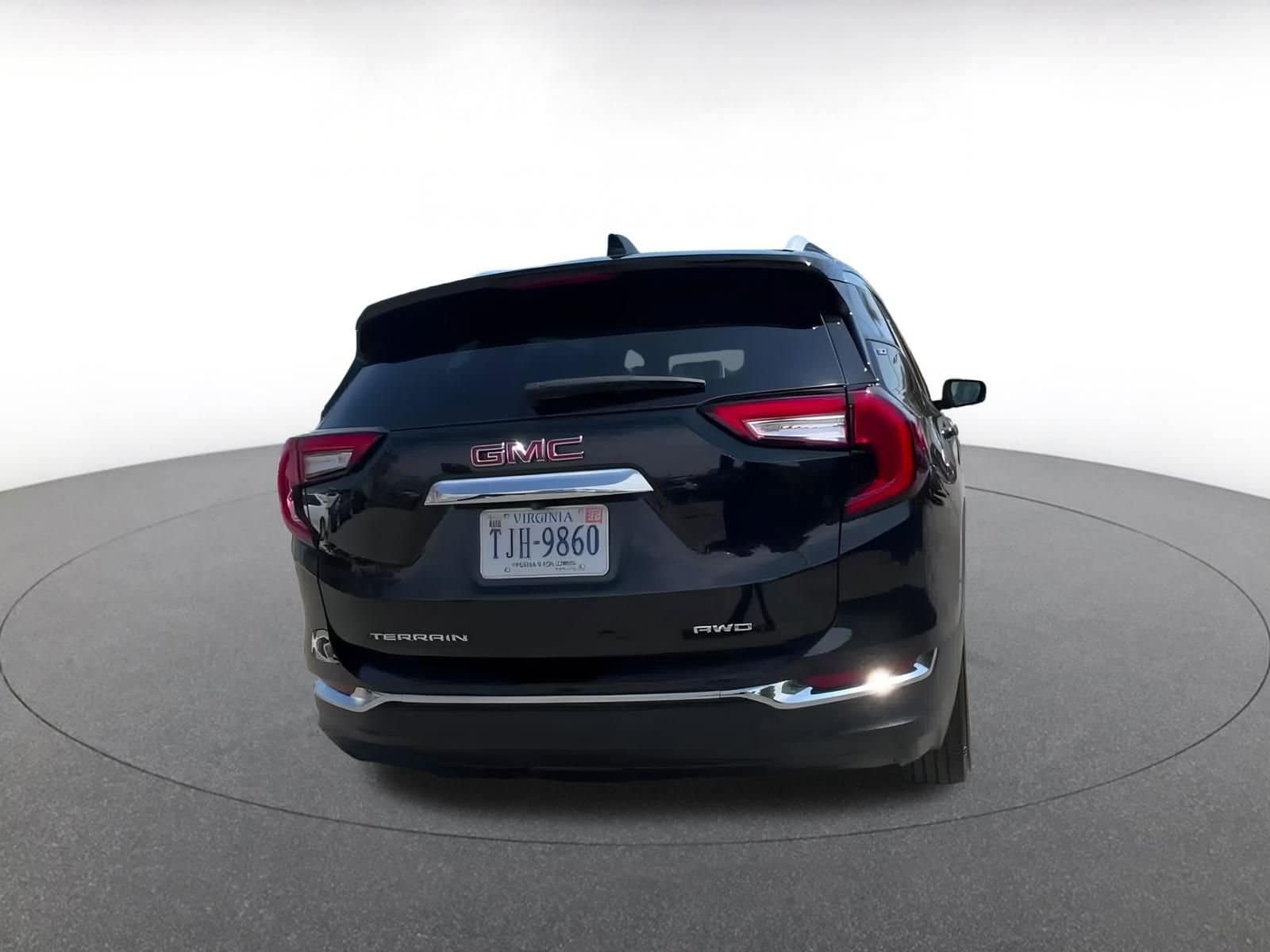 Thumbnail: 2024 GMC Terrain - 10