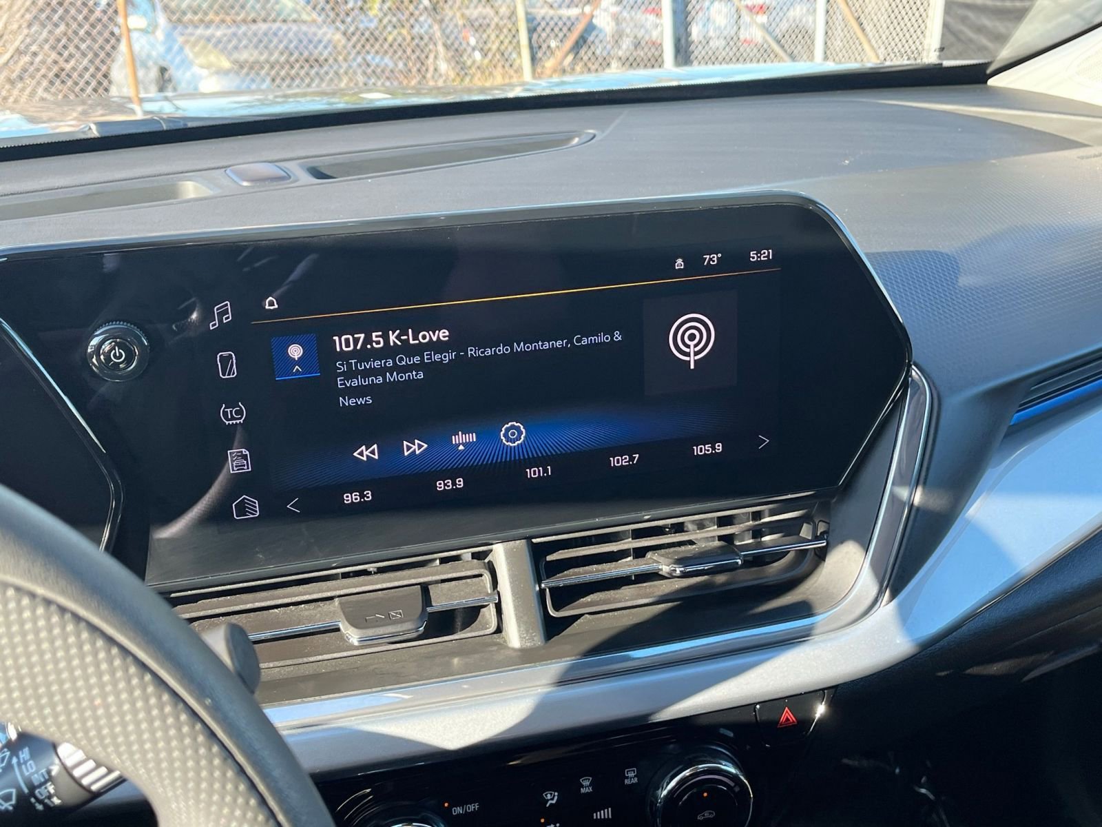 Thumbnail: 2025 Chevrolet Trax - 20