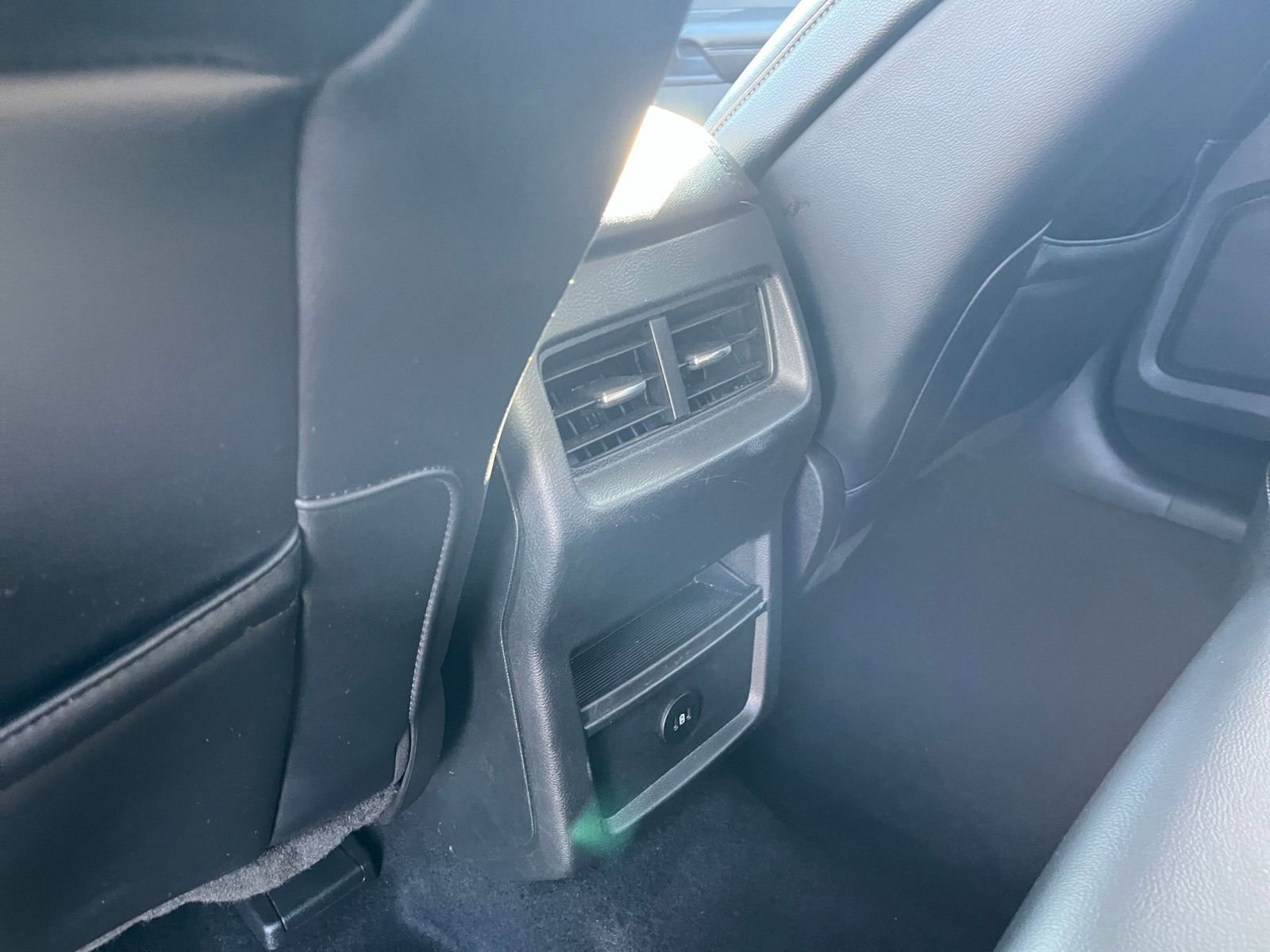 Thumbnail: 2023 Ford Edge - 24