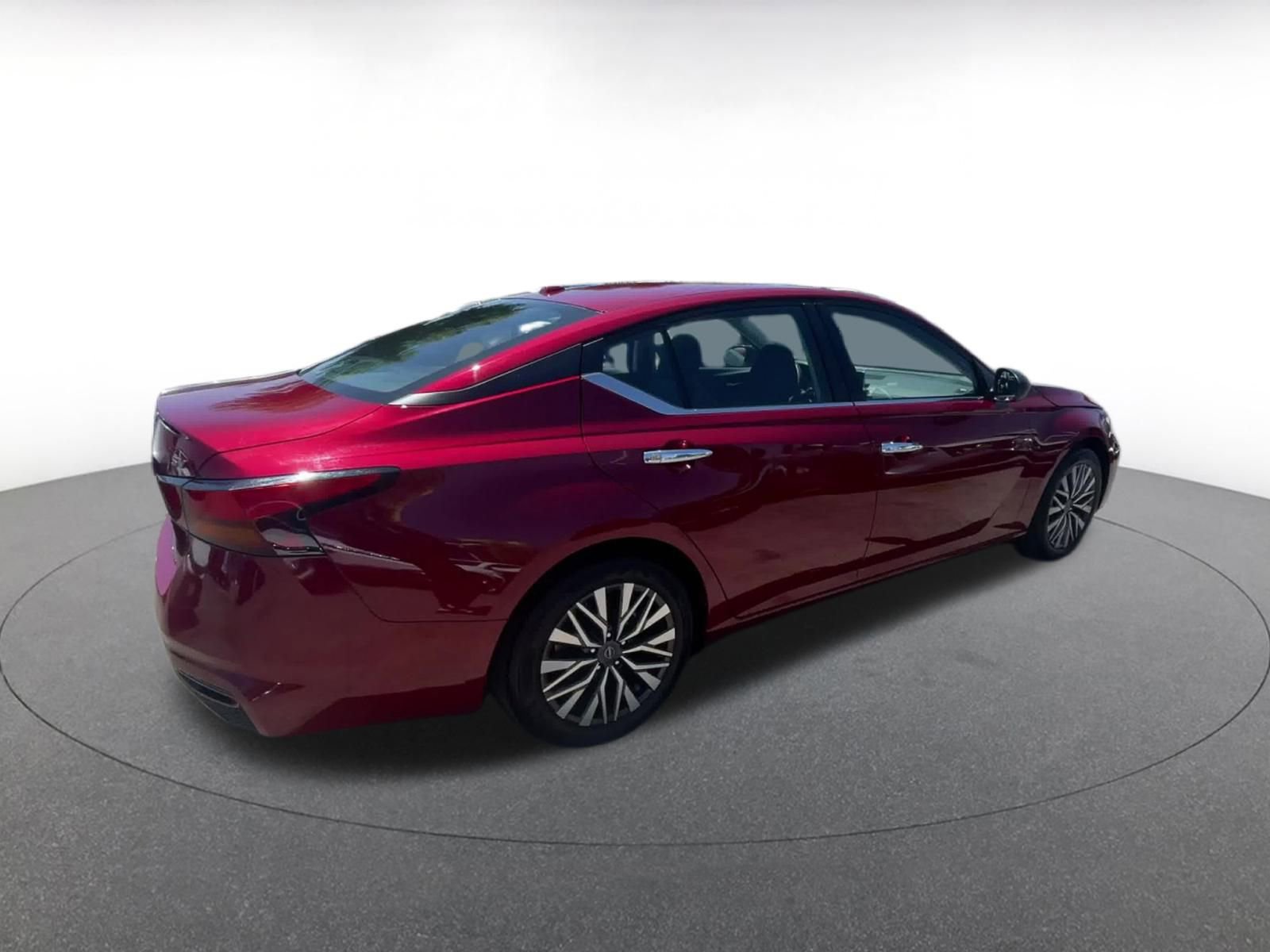 Thumbnail: 2024 Nissan Altima - 15