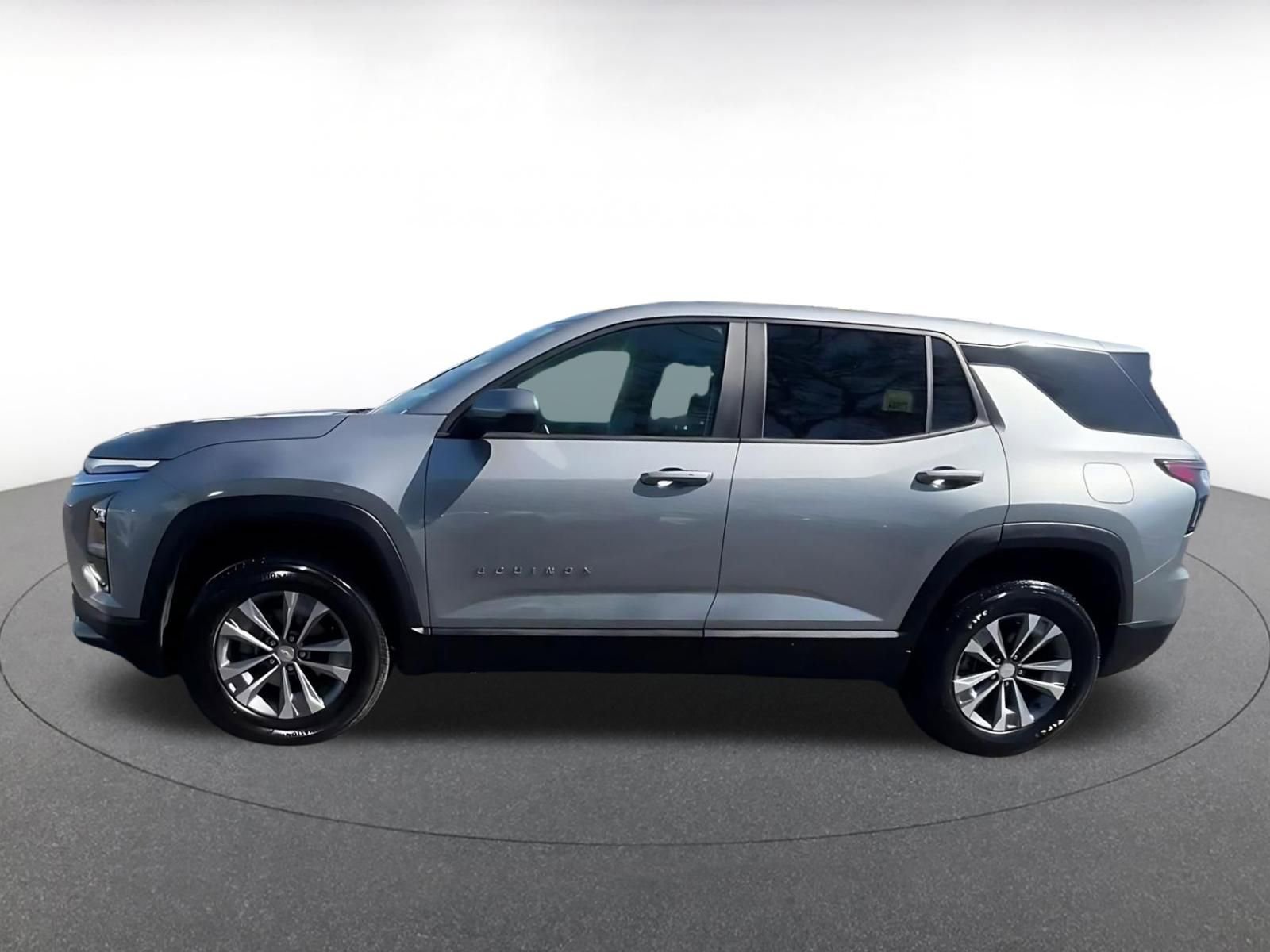 Thumbnail: 2025 Chevrolet Equinox - 9
