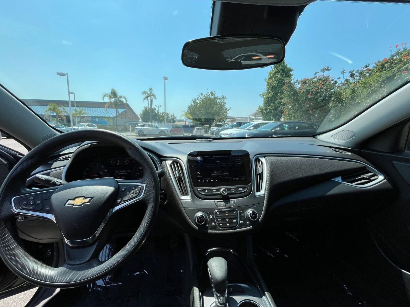 Thumbnail: 2023 Chevrolet Malibu - 28