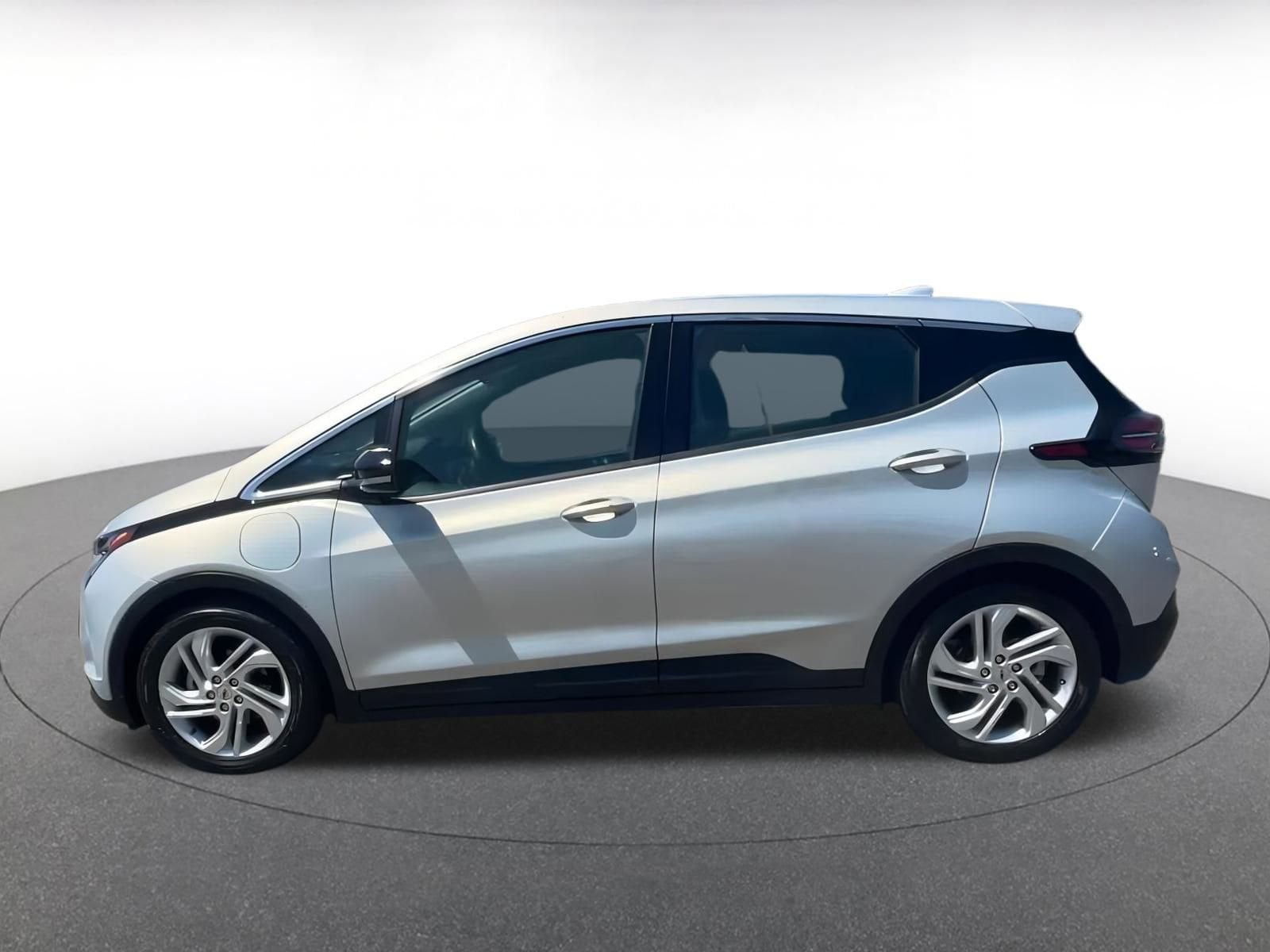 Thumbnail: 2023 Chevrolet Bolt EV - 7