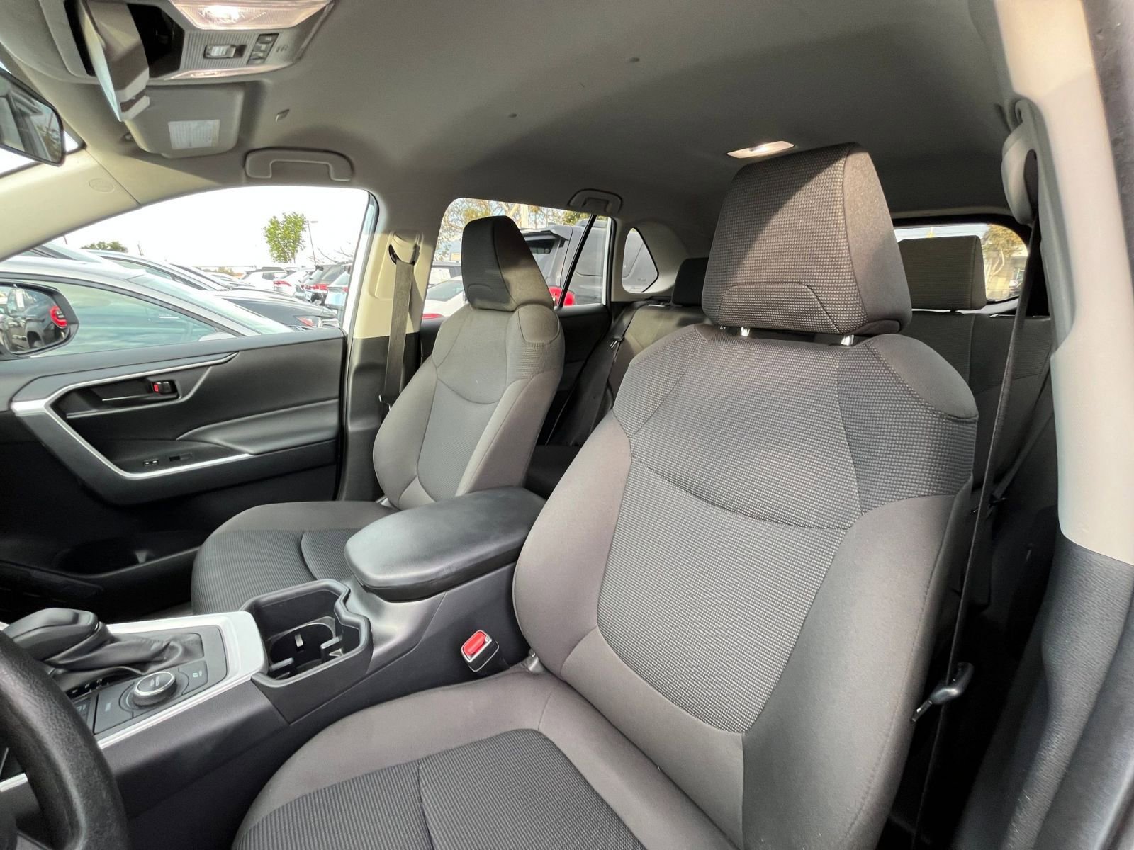 Thumbnail: 2025 Toyota RAV4 - 27