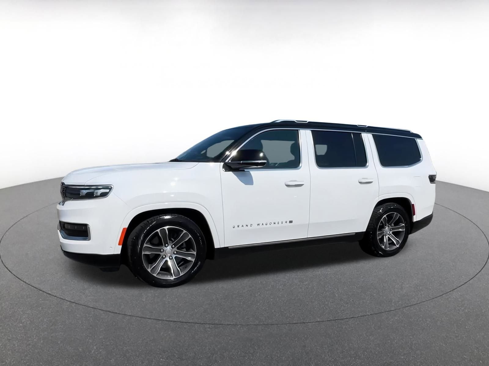 Thumbnail: 2023 Jeep Grand Wagoneer - 6