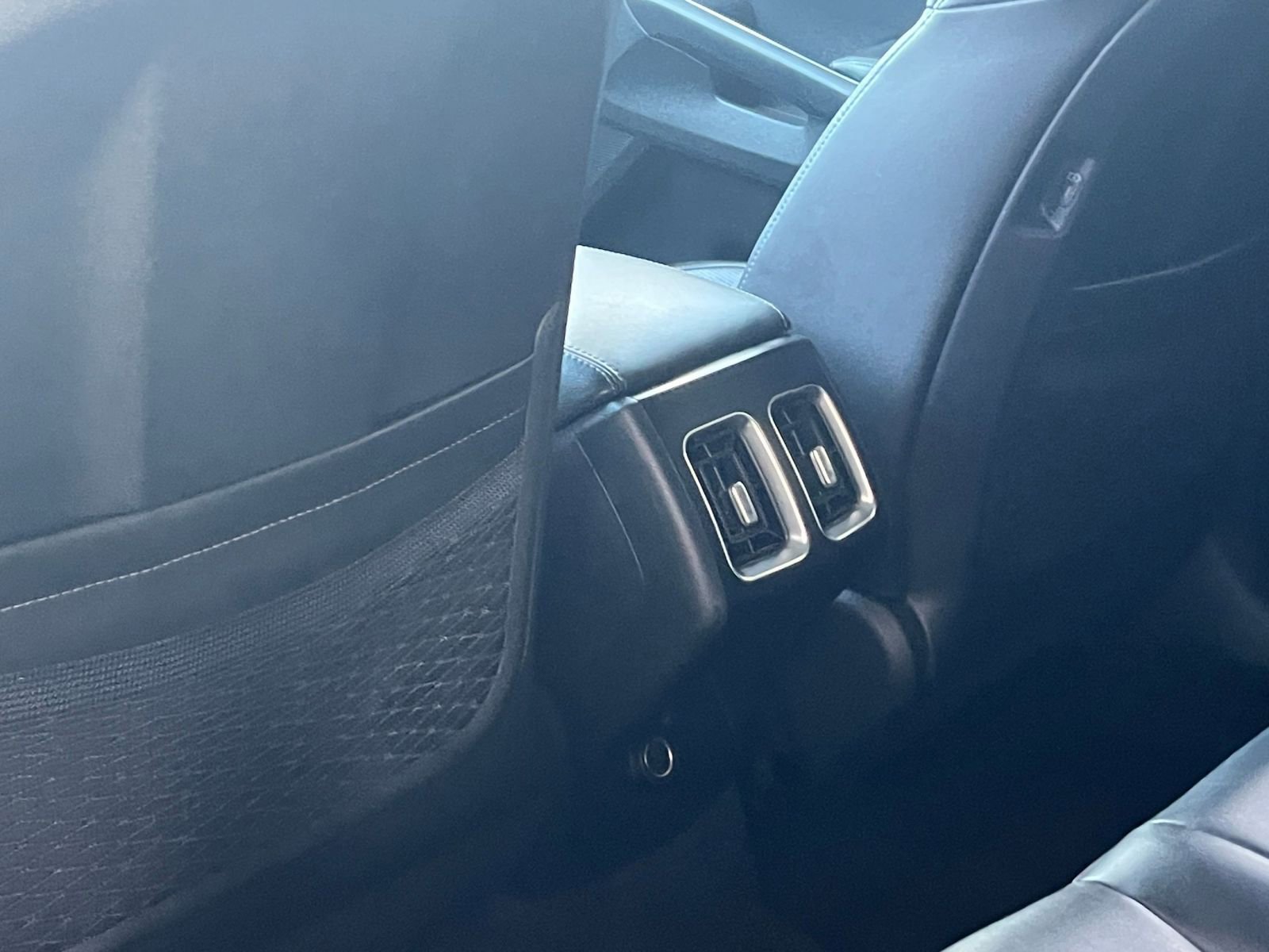 Thumbnail: 2024 Kia Sorento - 23