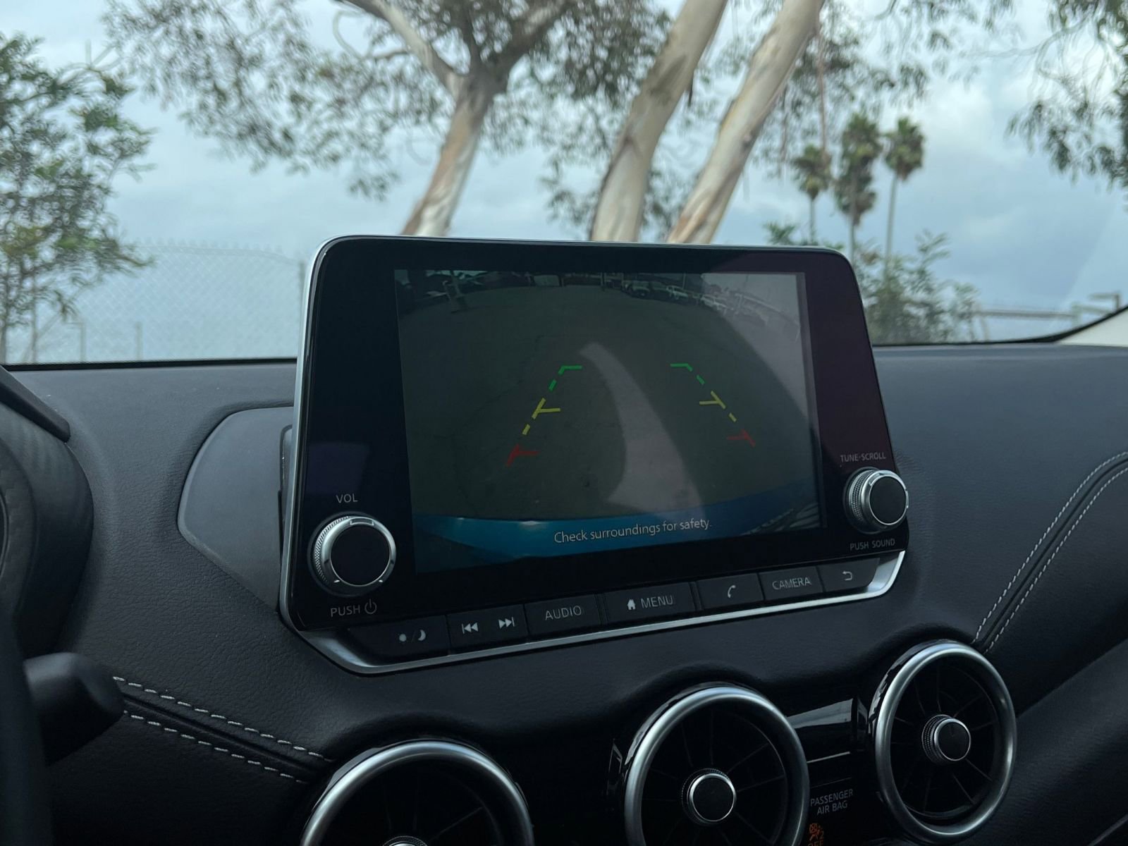 Thumbnail: 2025 Nissan Sentra - 17