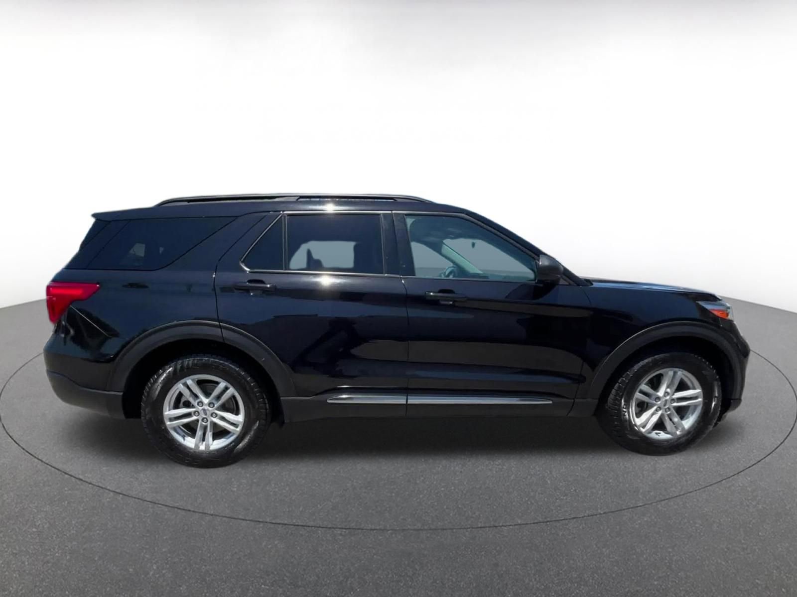 Thumbnail: 2023 Ford Explorer - 16